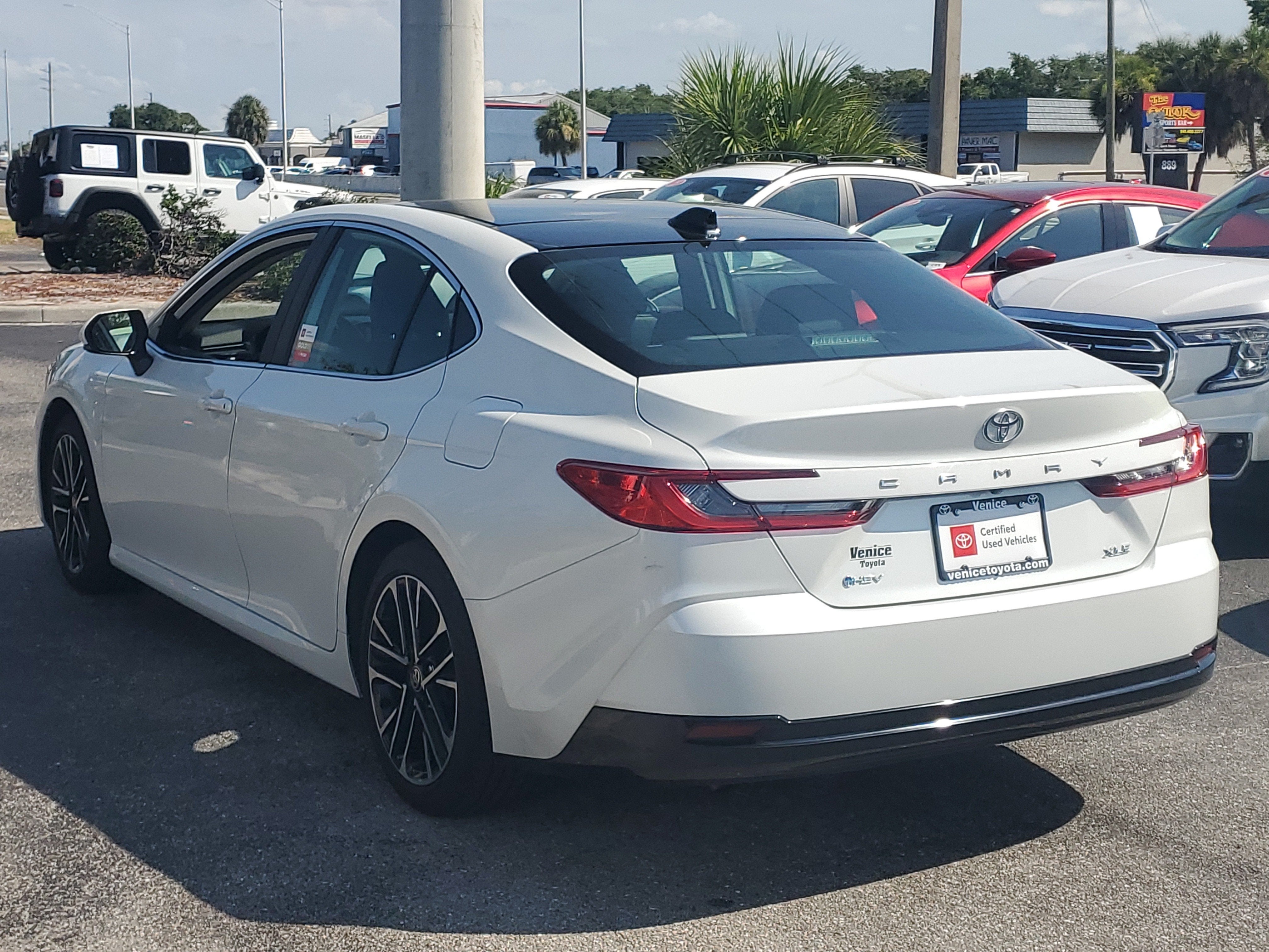 2025 Toyota Camry LE