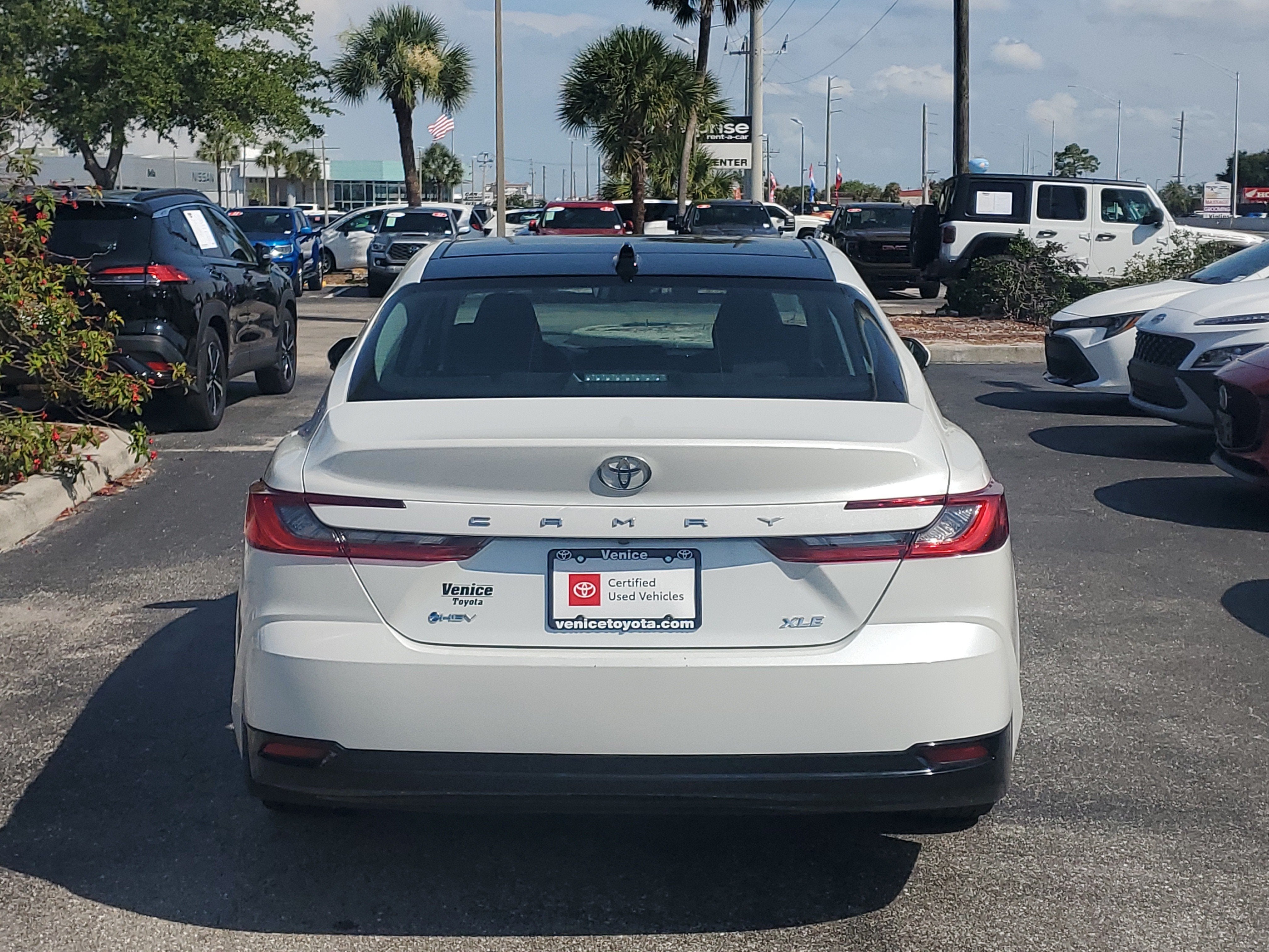2025 Toyota Camry LE