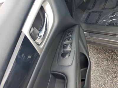 2018 Nissan Pathfinder SV
