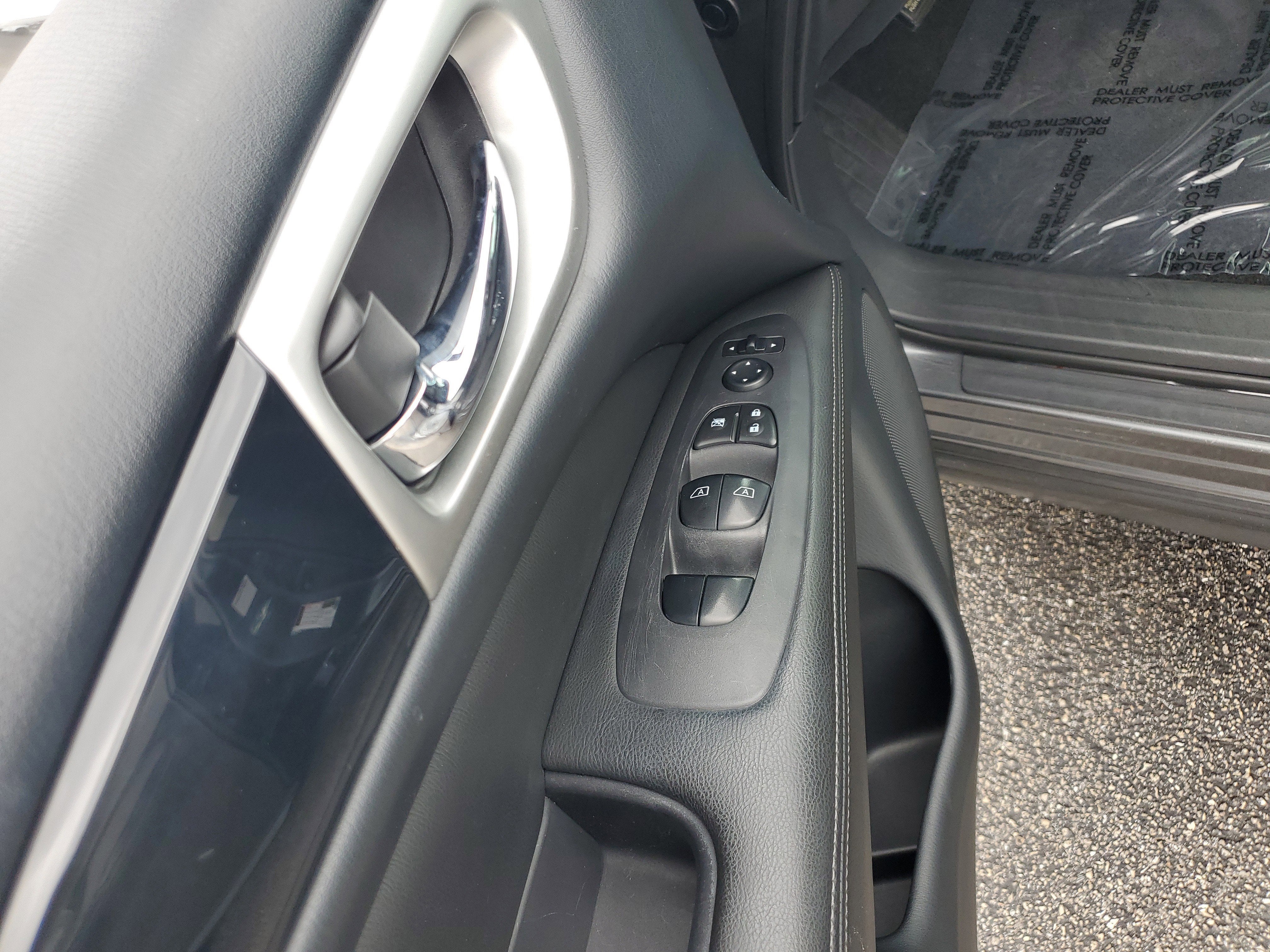 2018 Nissan Pathfinder SV