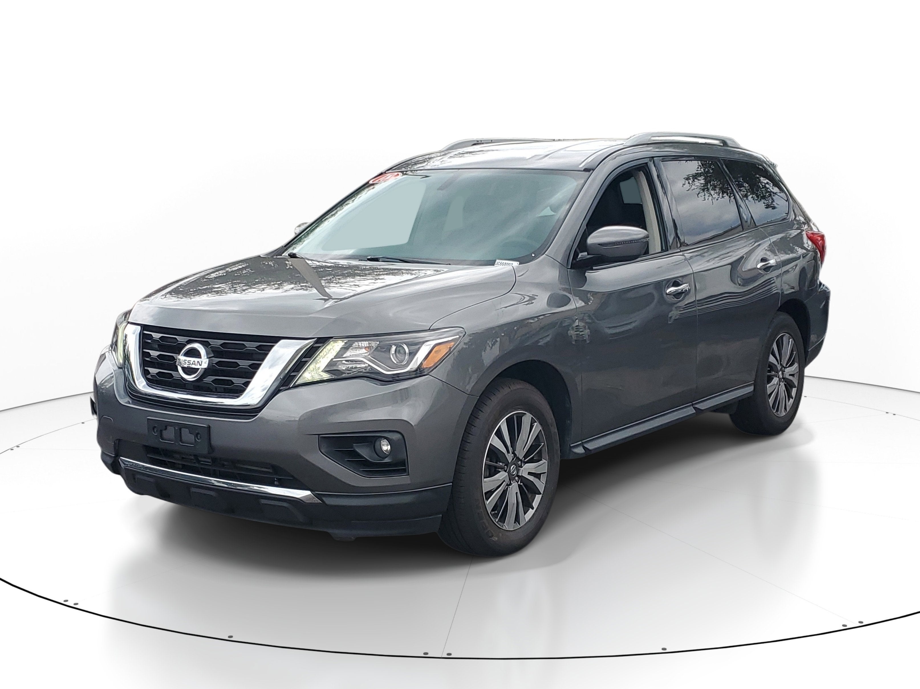 2018 Nissan Pathfinder SV