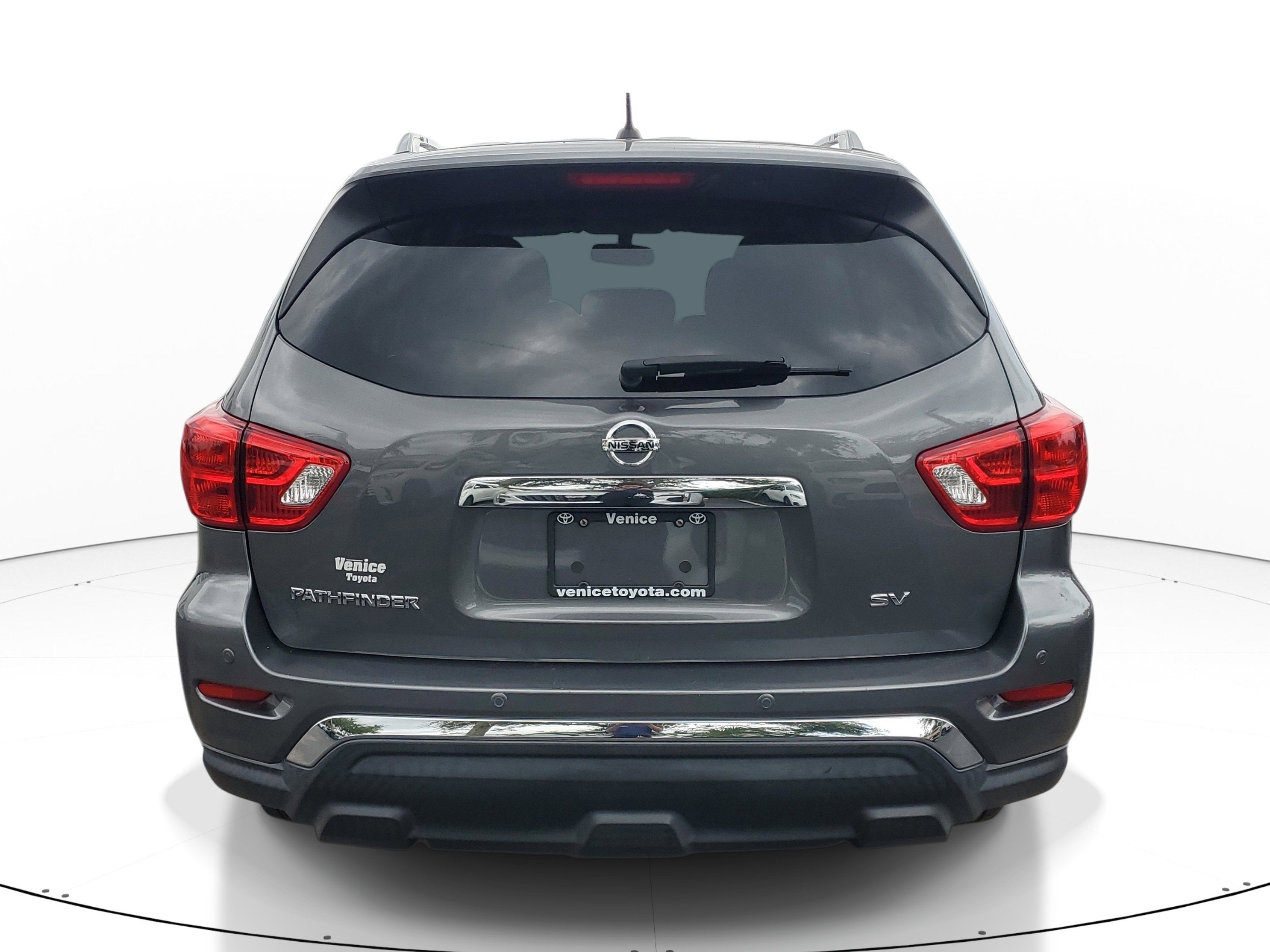 2018 Nissan Pathfinder SV