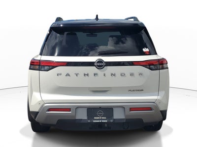 2024 Nissan Pathfinder Platinum