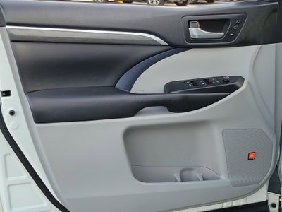 2018 Toyota Highlander Limited Platinum