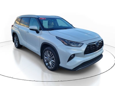 2022 Toyota Highlander Hybrid Platinum