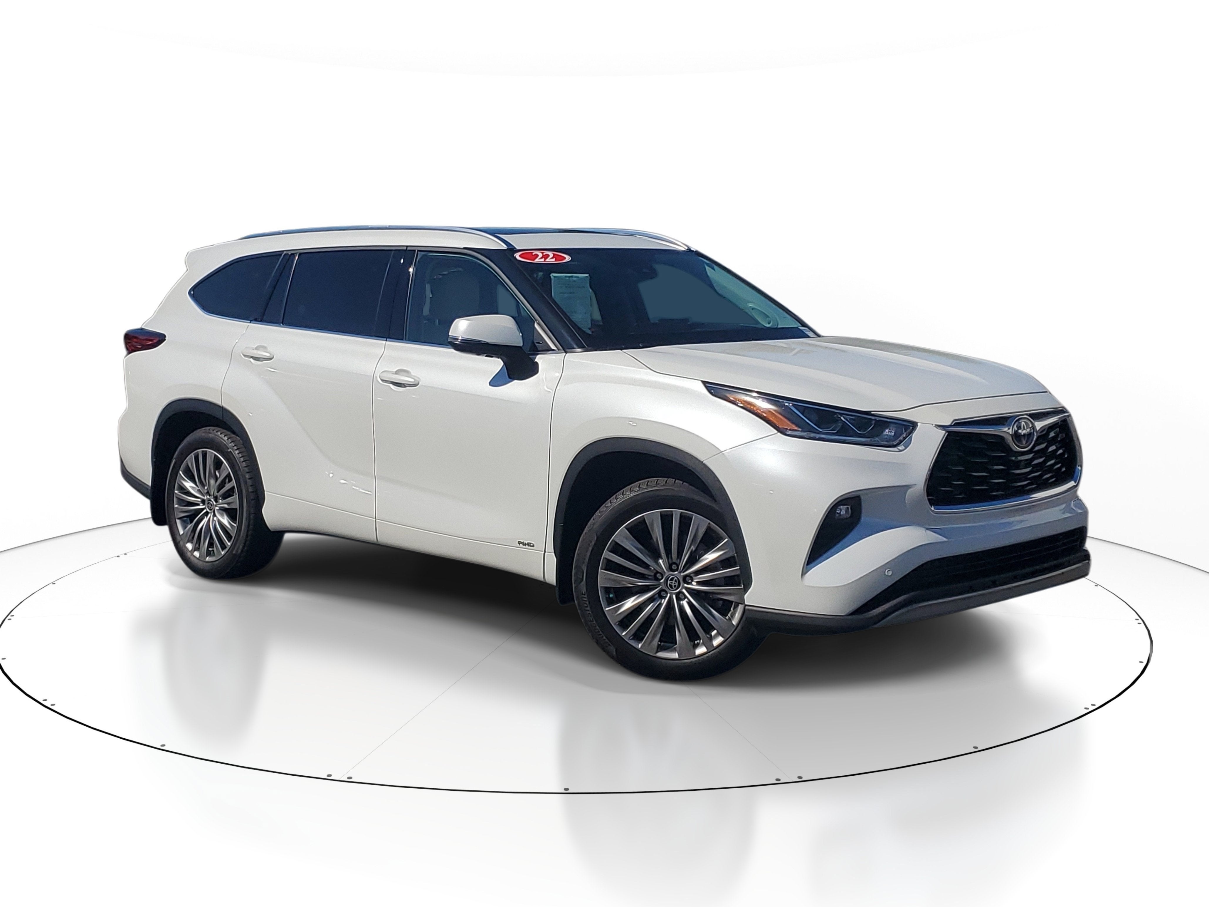 2022 Toyota Highlander Hybrid Platinum