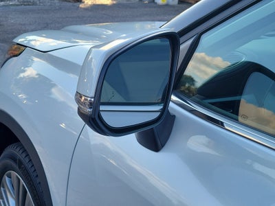 2022 Toyota Highlander Hybrid Platinum