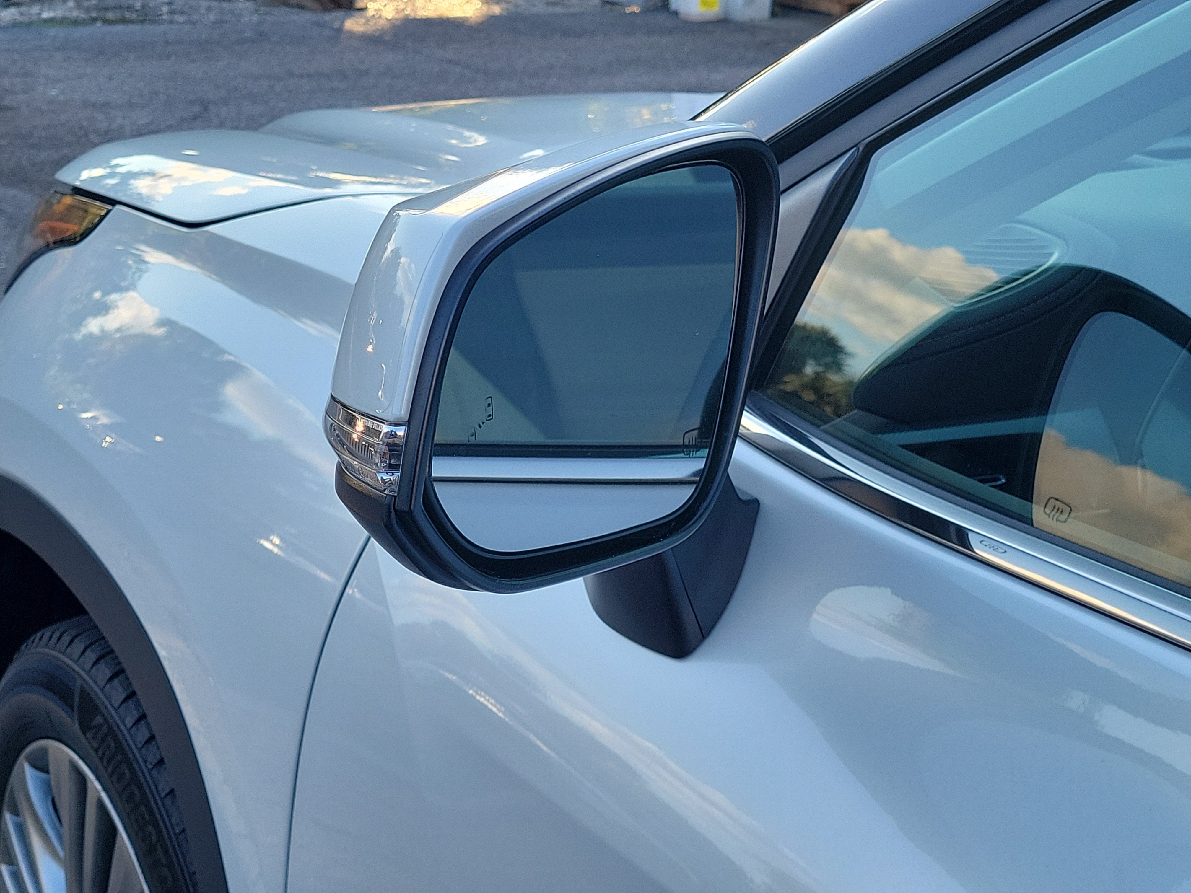 2022 Toyota Highlander Hybrid Platinum