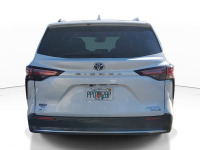 2022 Toyota Sienna Platinum