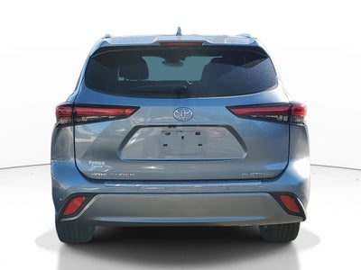 2022 Toyota Highlander Platinum
