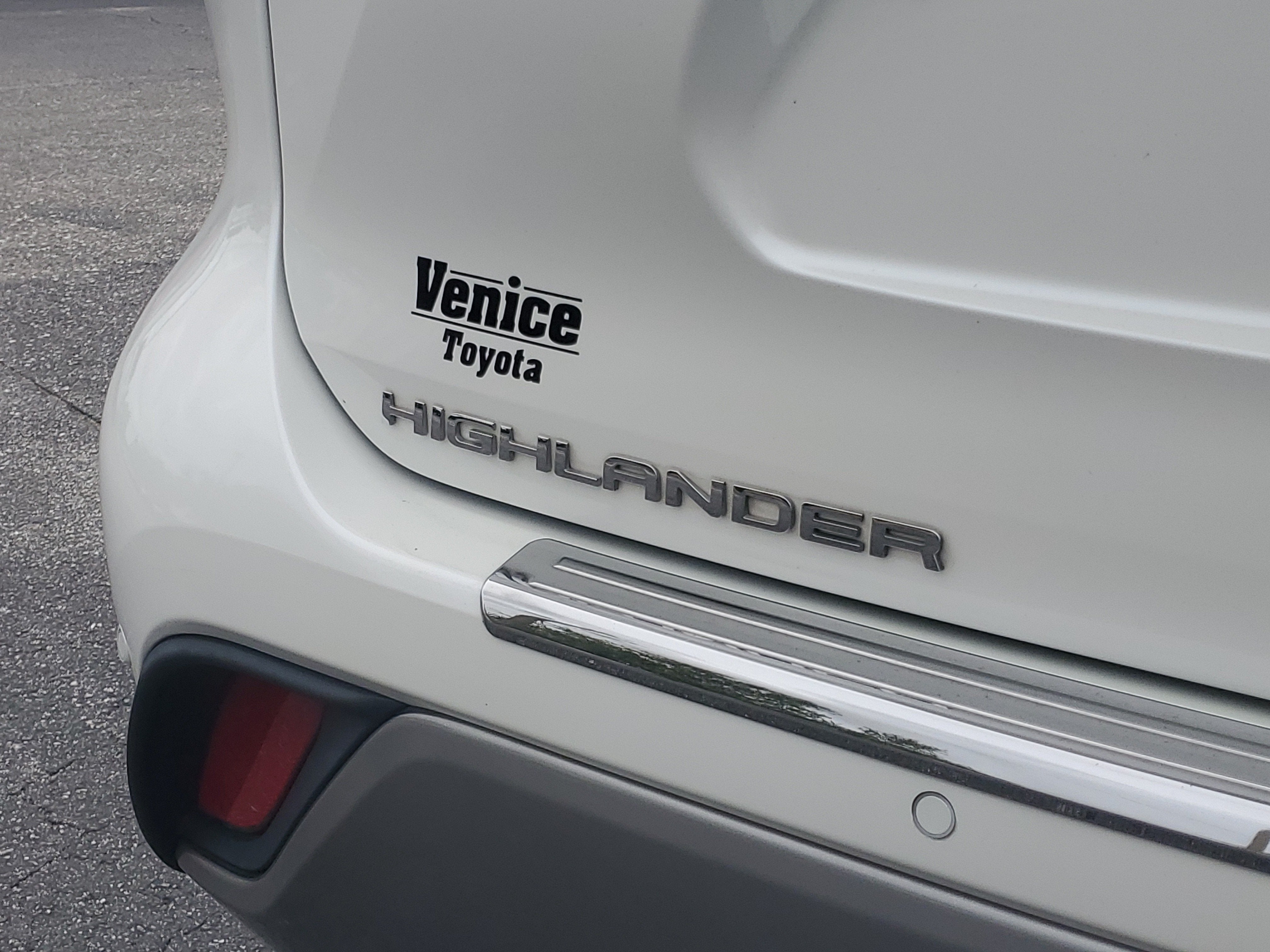 2021 Toyota Highlander Platinum