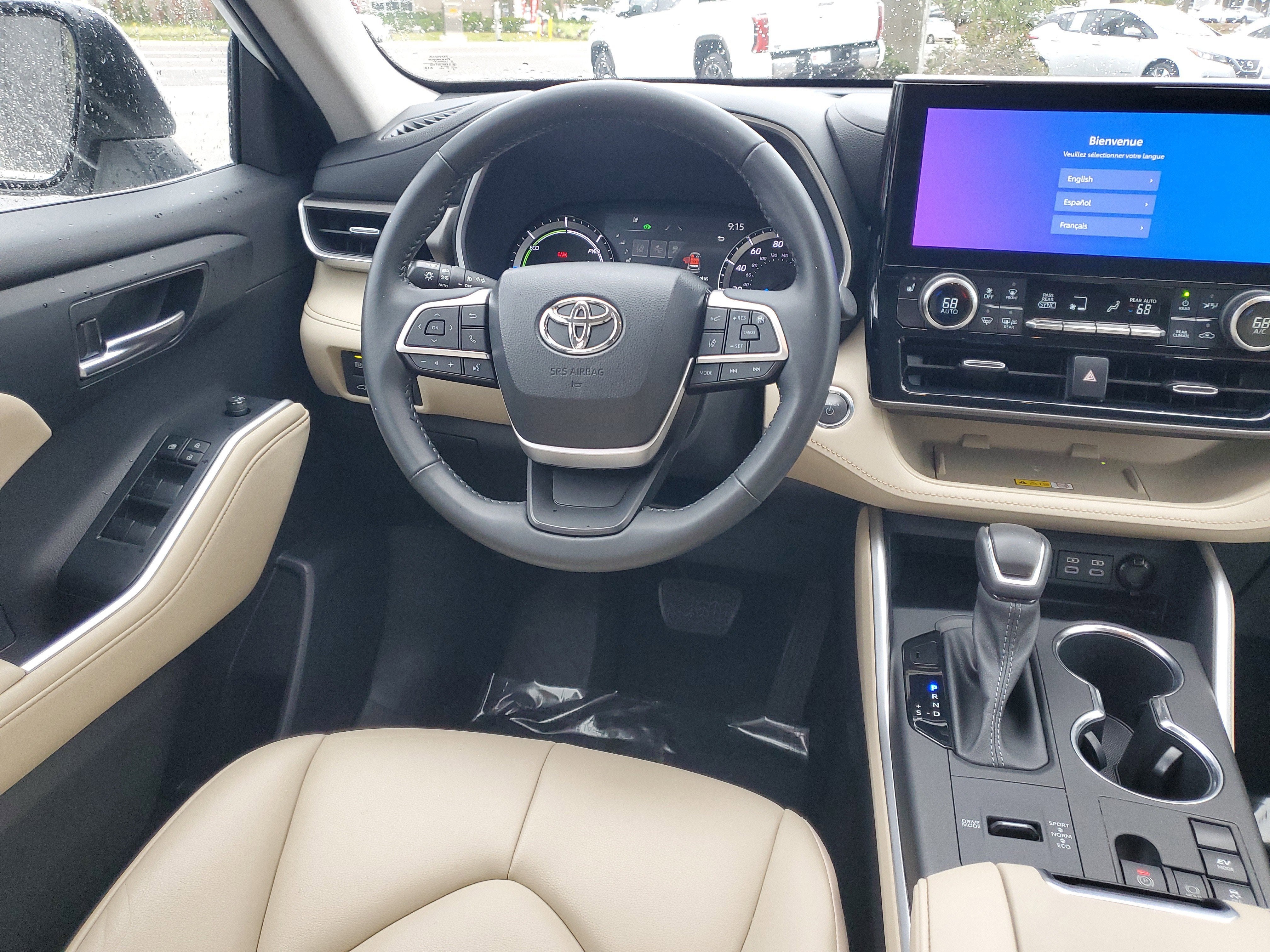 2023 Toyota Highlander Hybrid XLE