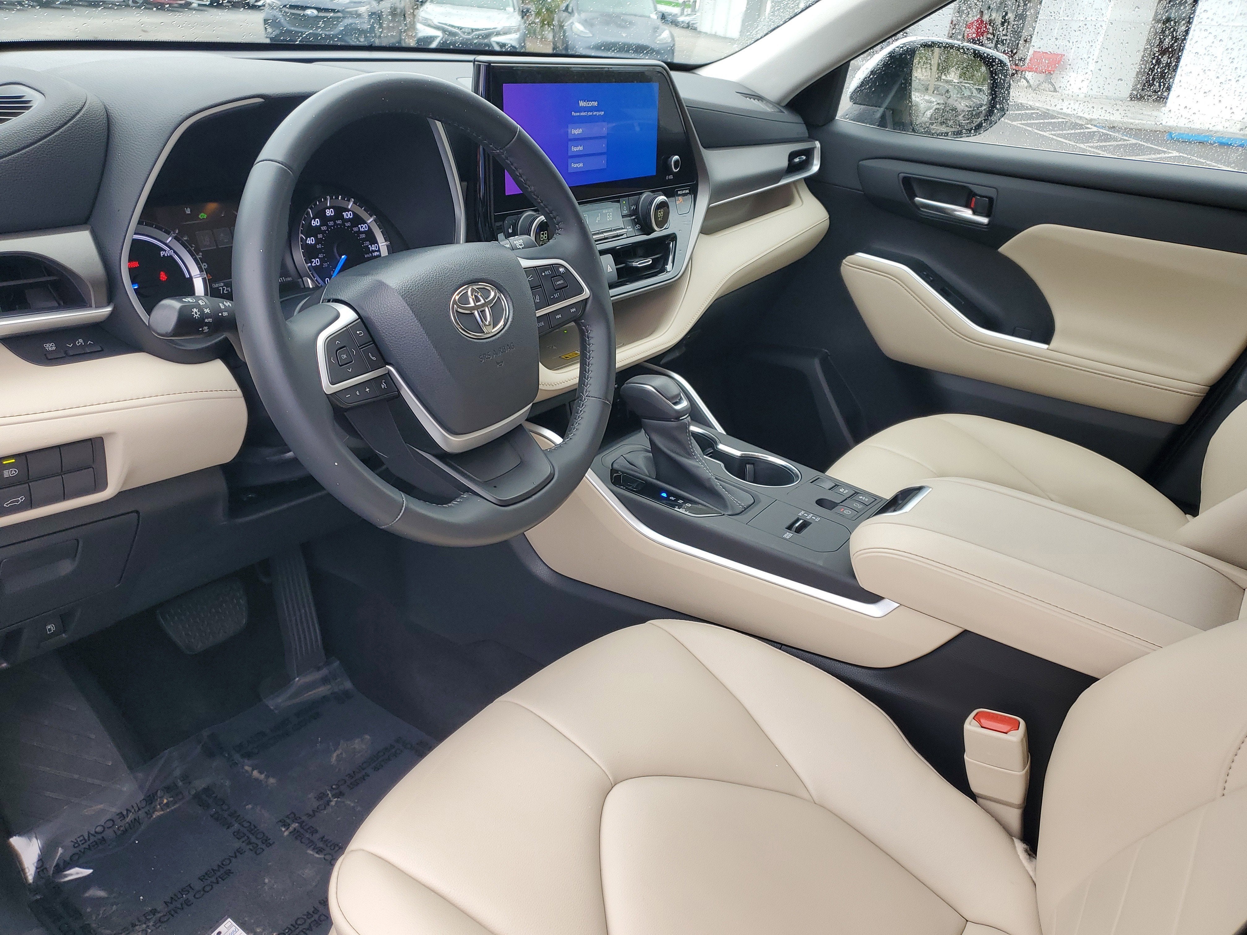 2023 Toyota Highlander Hybrid XLE