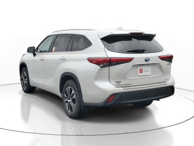 2023 Toyota Highlander Hybrid XLE