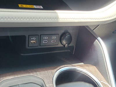 2024 Toyota Highlander Platinum