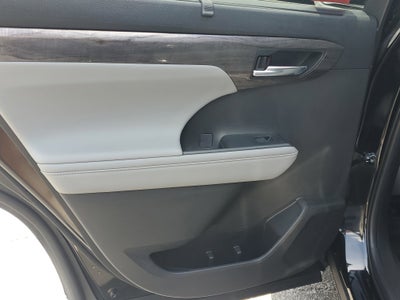 2024 Toyota Highlander Limited