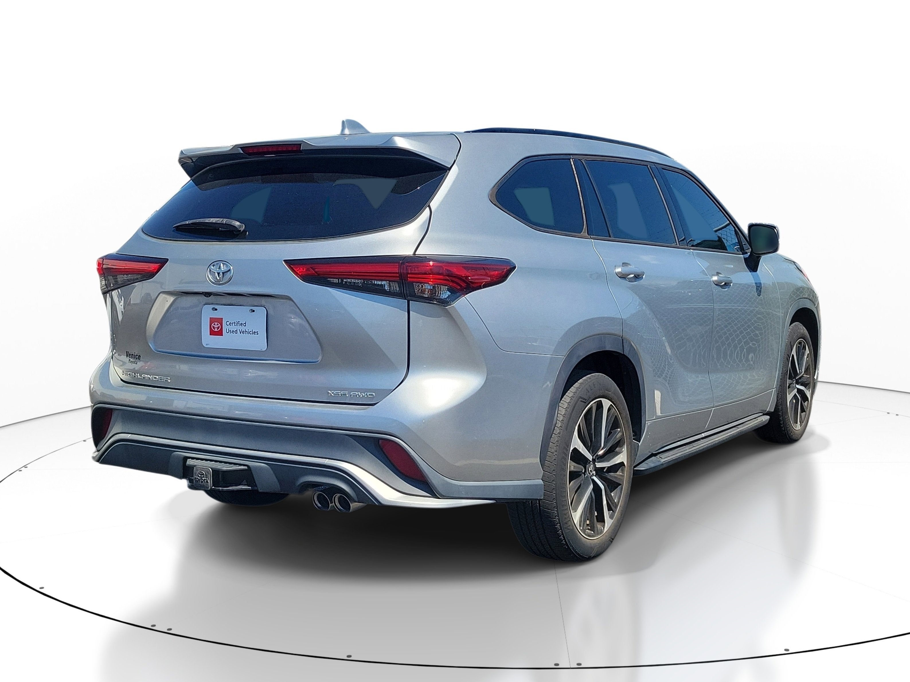2022 Toyota Highlander XSE