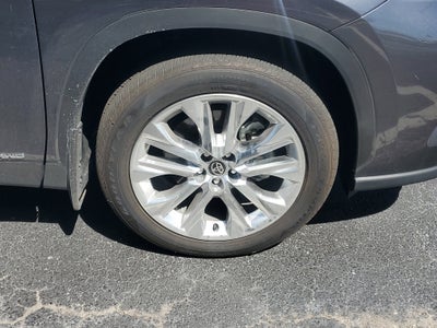 2025 Toyota Highlander Hybrid Limited