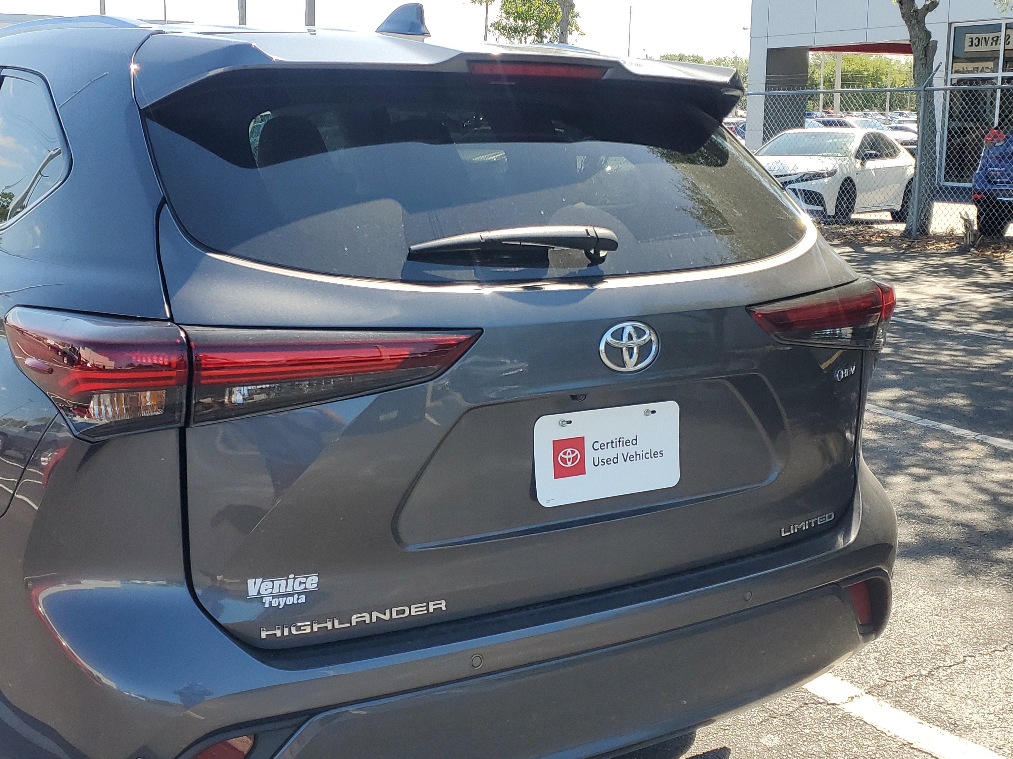 2025 Toyota Highlander Hybrid Limited