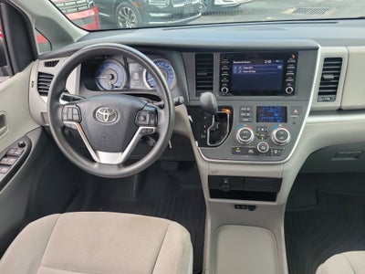 2020 Toyota Sienna L