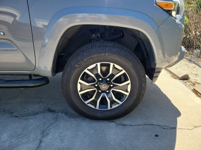 2021 Toyota Tacoma 2WD SR5