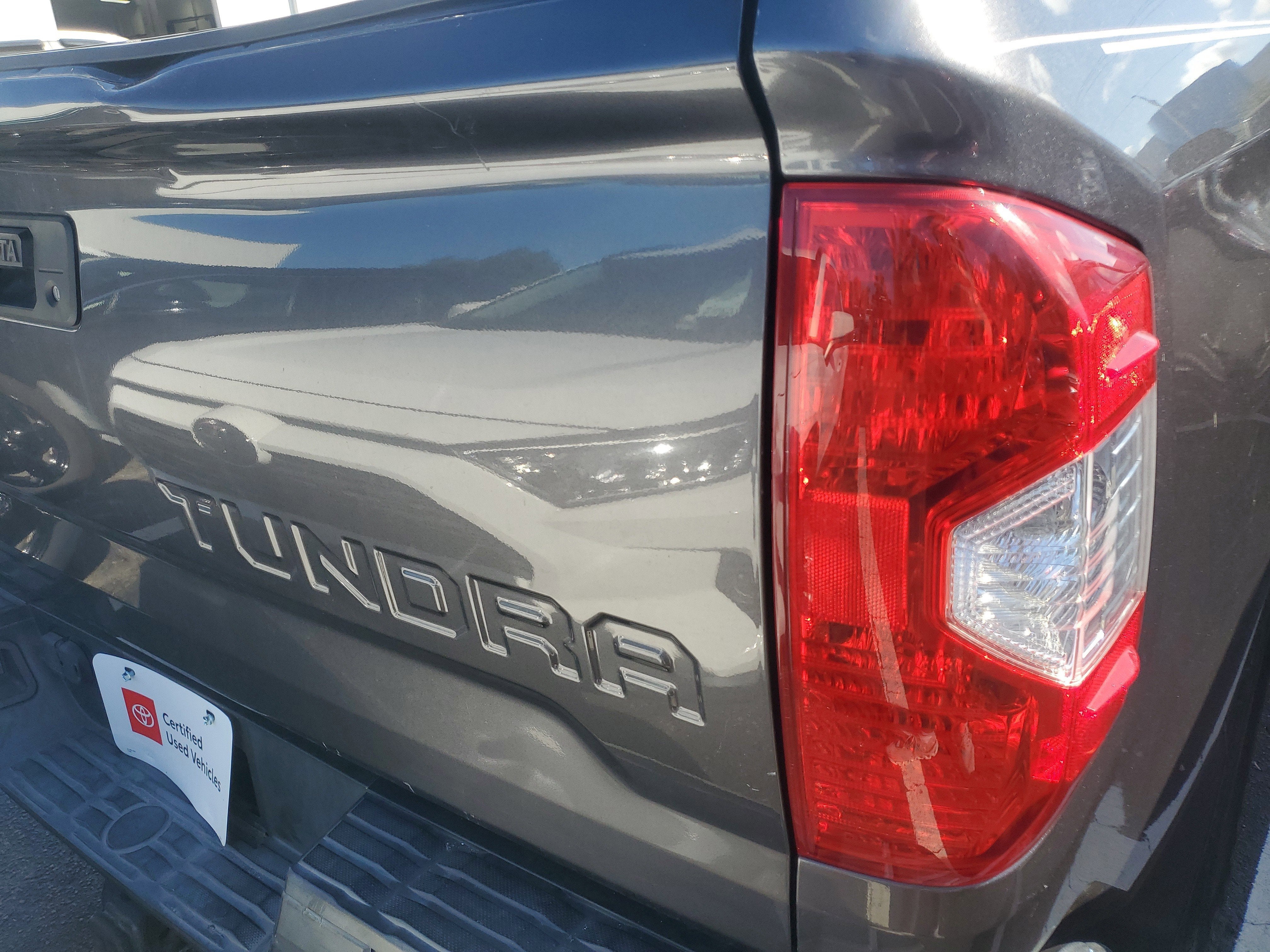 2018 Toyota Tundra 4WD SR5