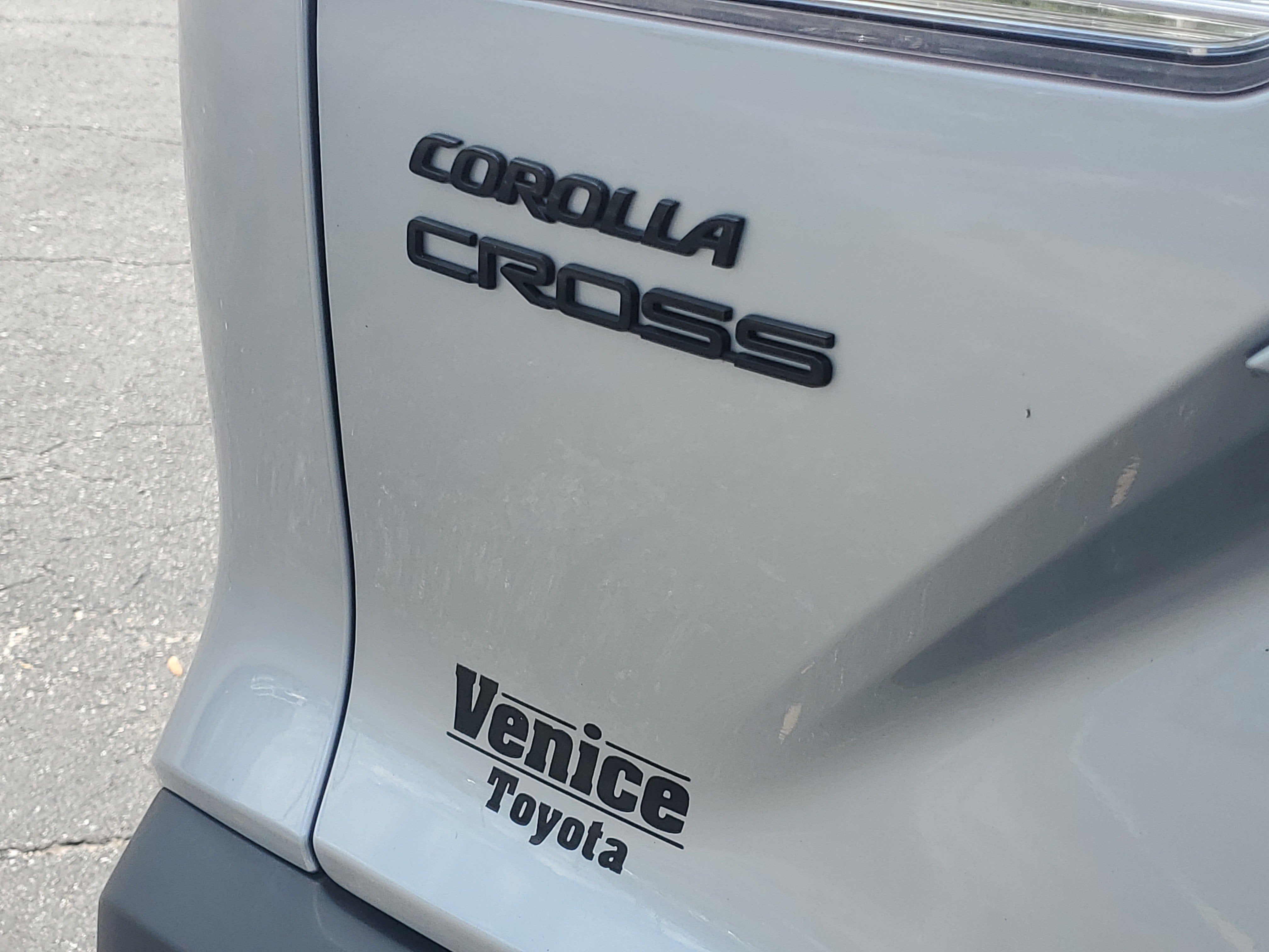 2024 Toyota Corolla Cross Hybrid SE