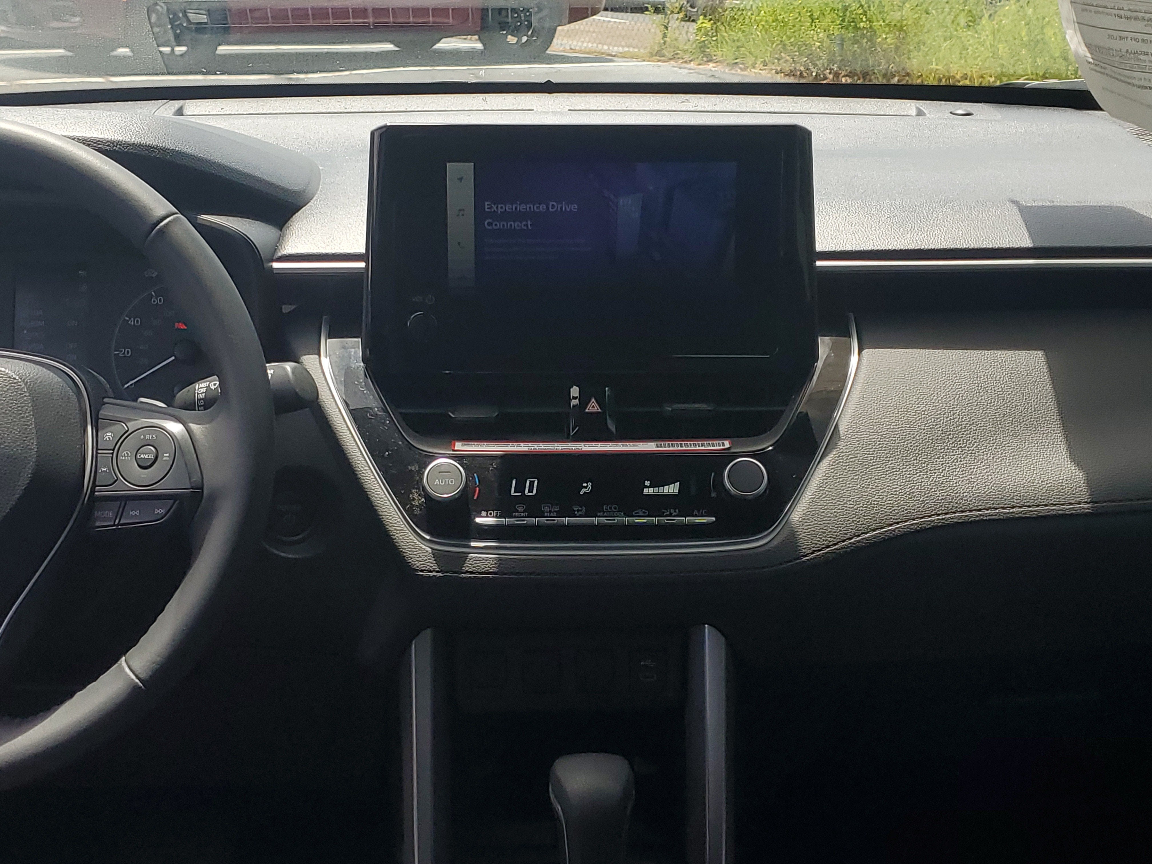 2024 Toyota Corolla Cross Hybrid SE