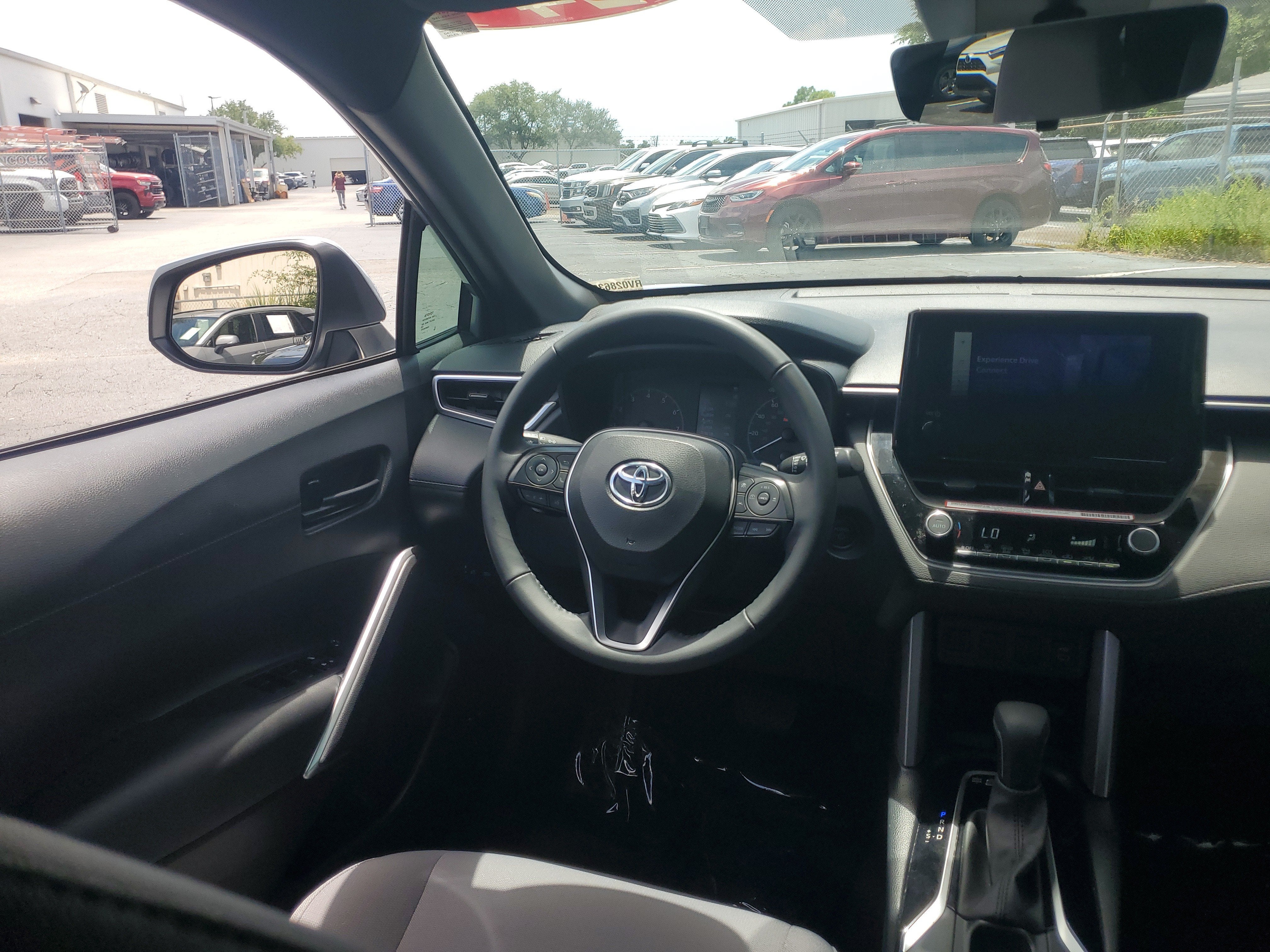 2024 Toyota Corolla Cross Hybrid SE