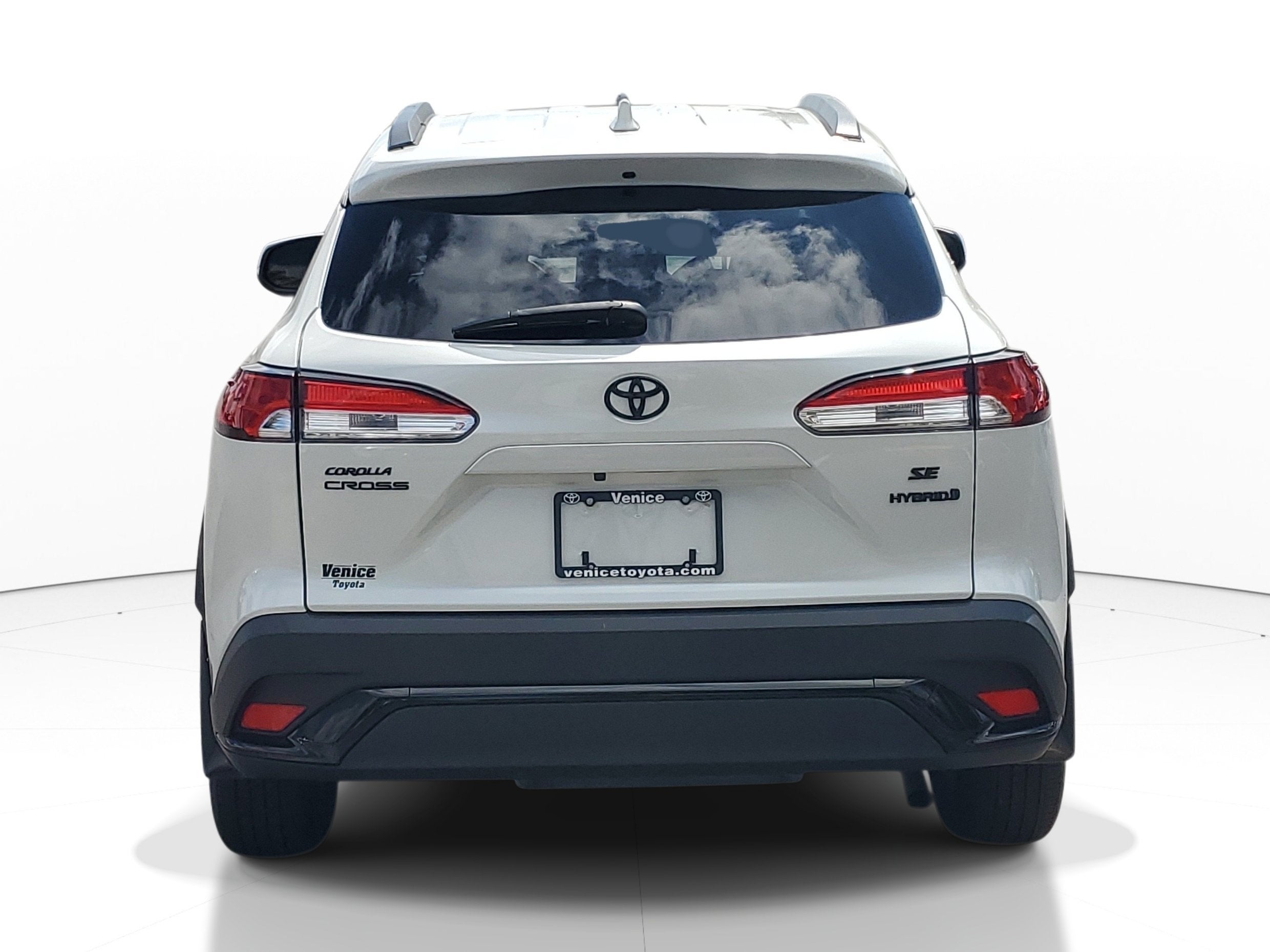 2024 Toyota Corolla Cross Hybrid SE