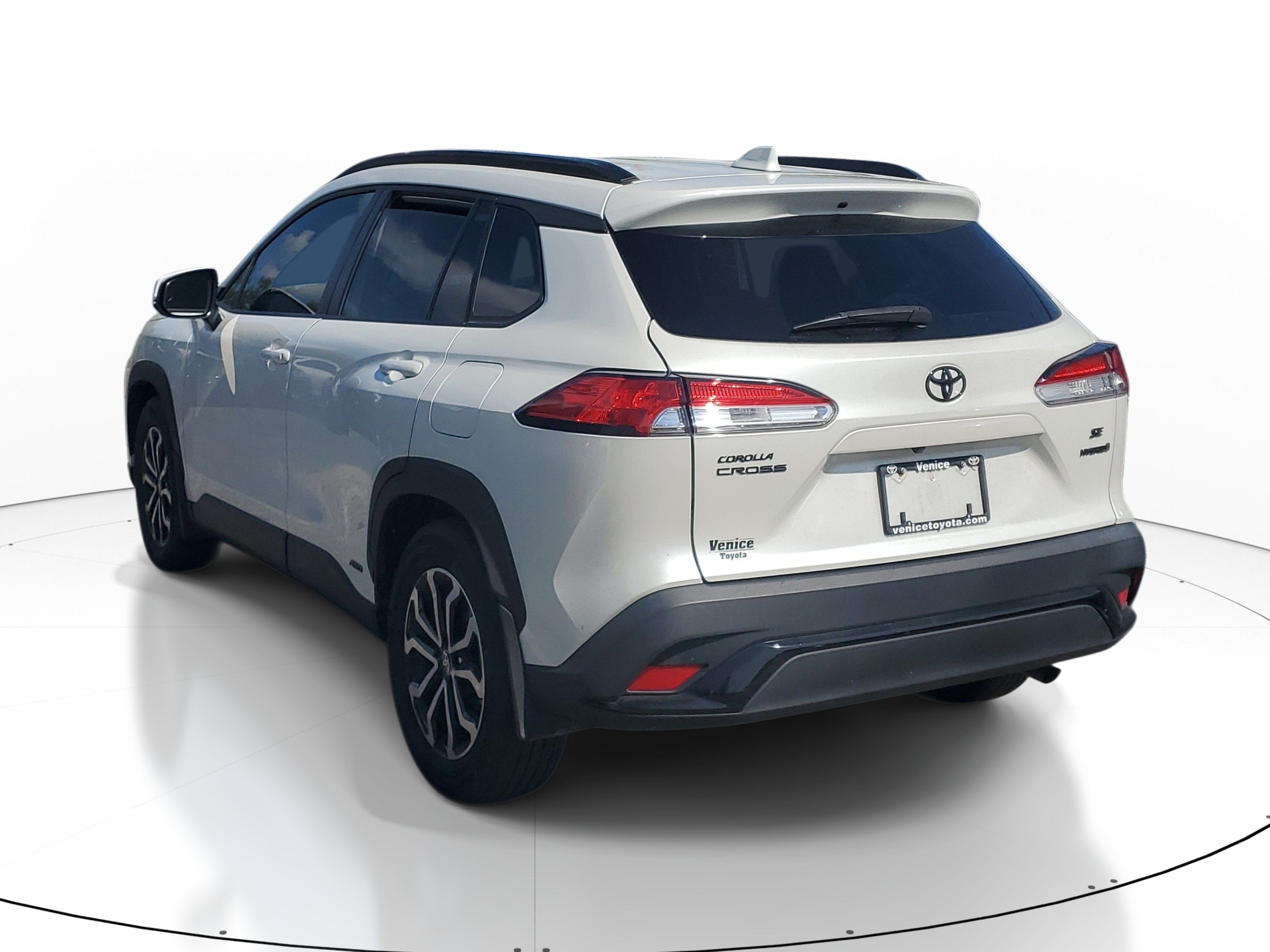 2024 Toyota Corolla Cross Hybrid SE