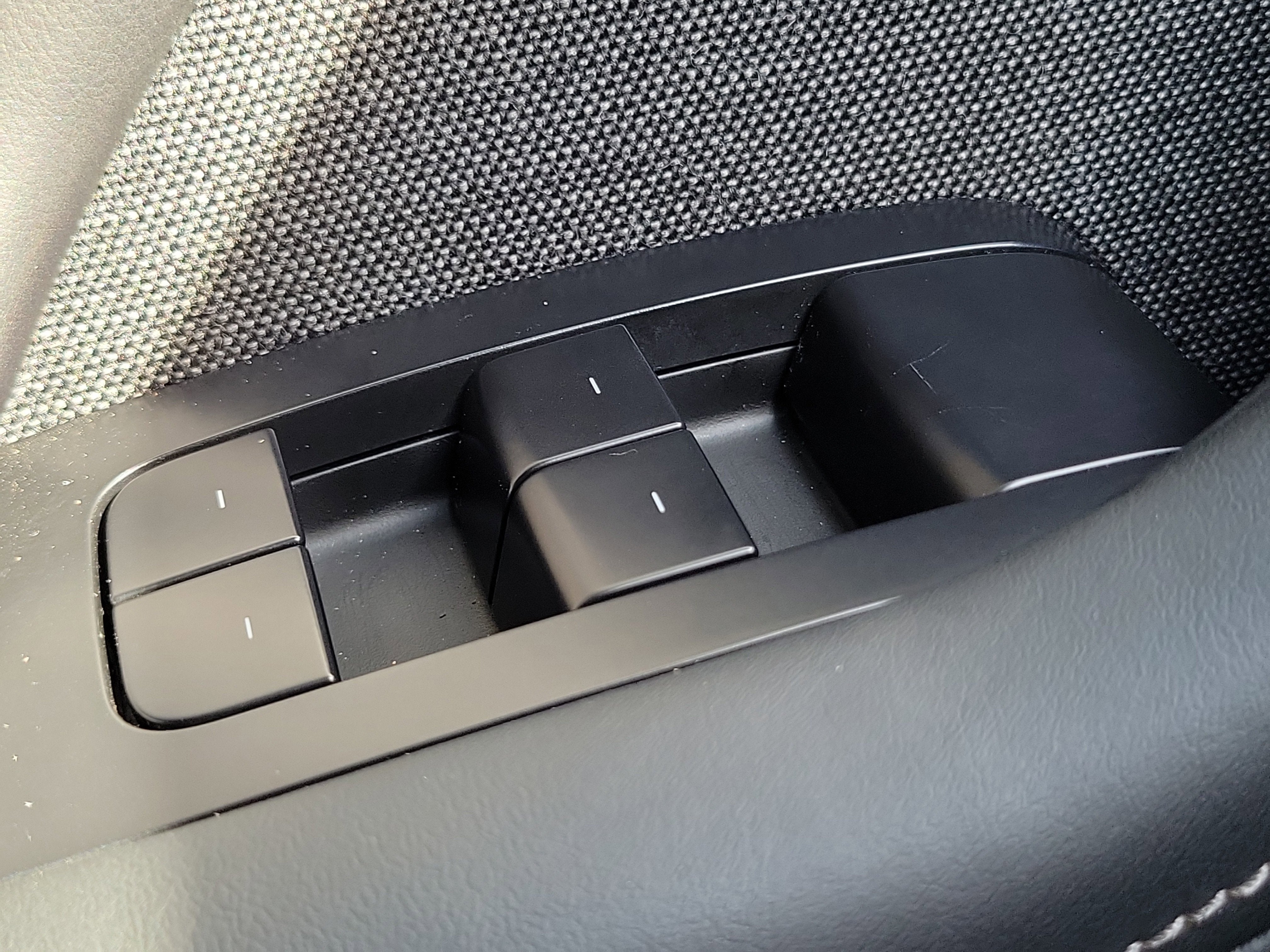 2024 Tesla Model X Base