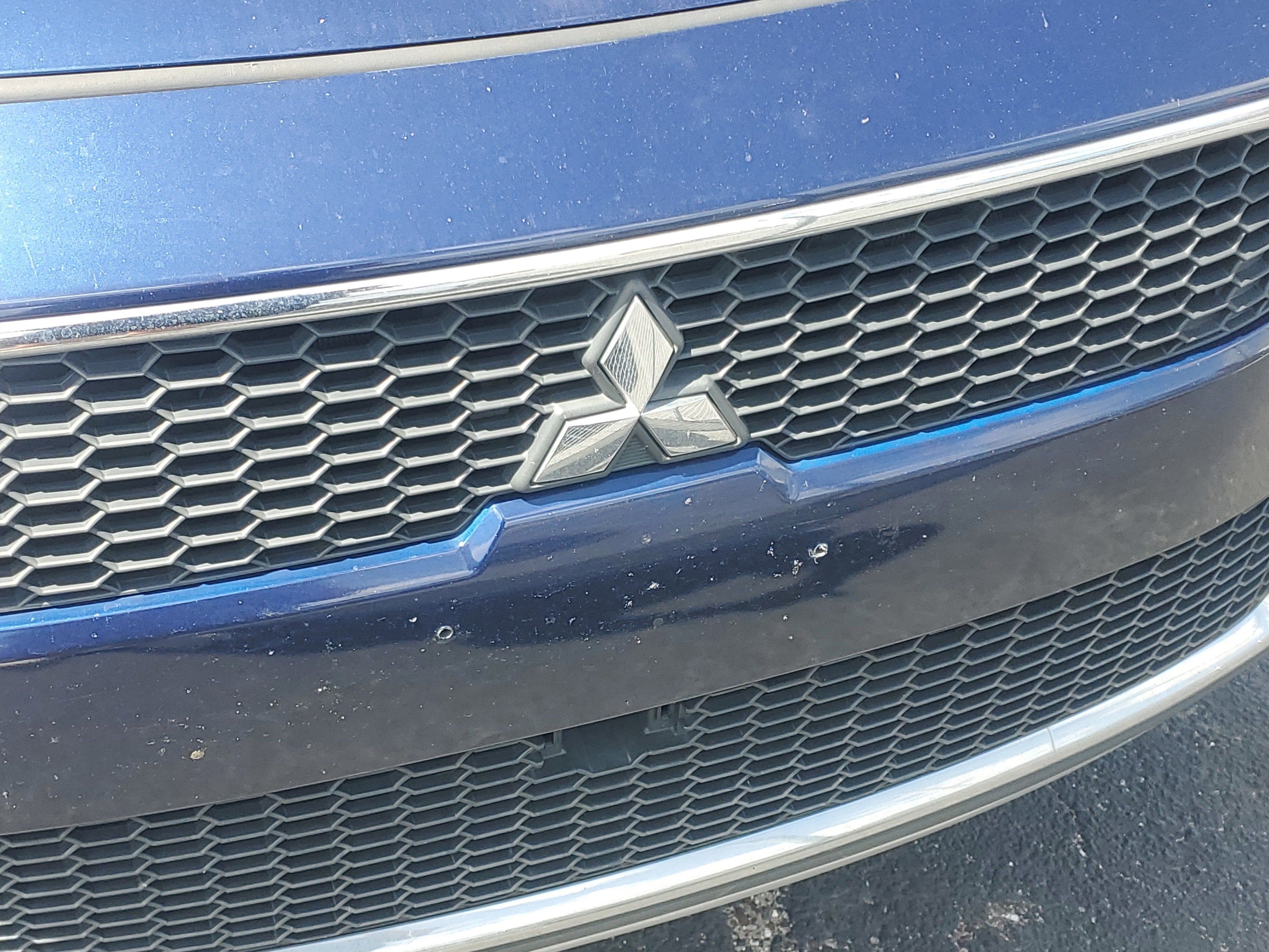 2011 Mitsubishi Outlander SE