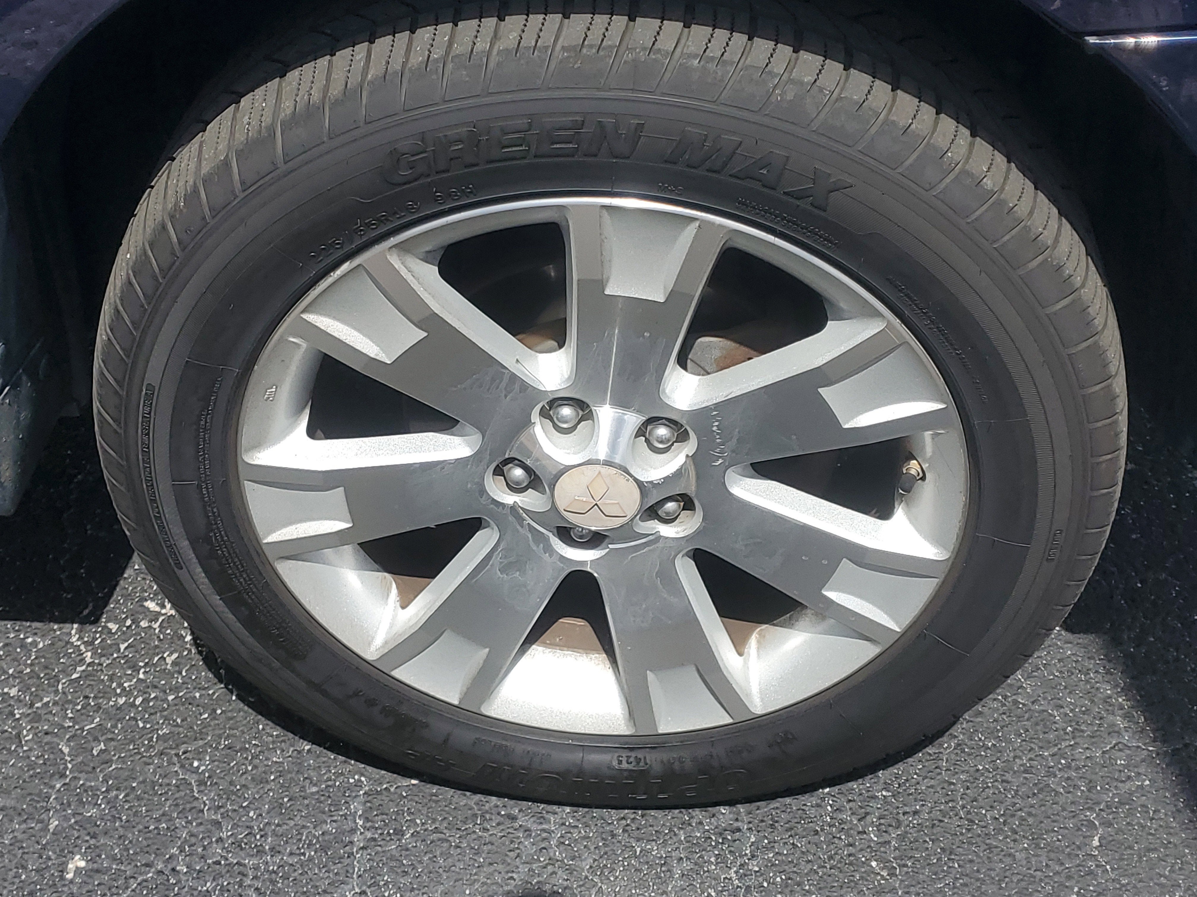 2011 Mitsubishi Outlander SE