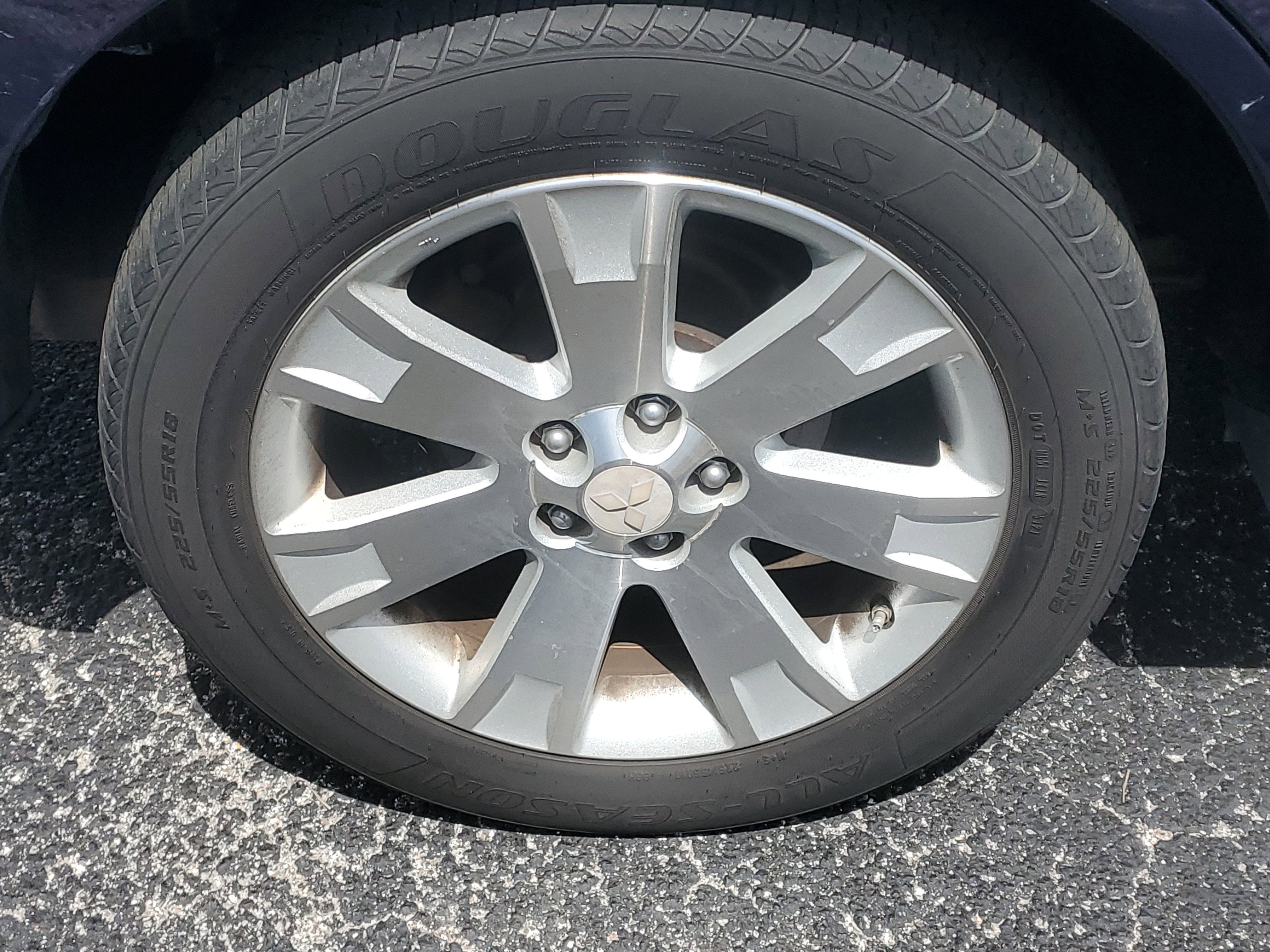 2011 Mitsubishi Outlander SE