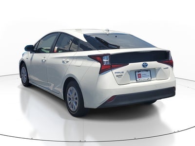 2020 Toyota Prius LE