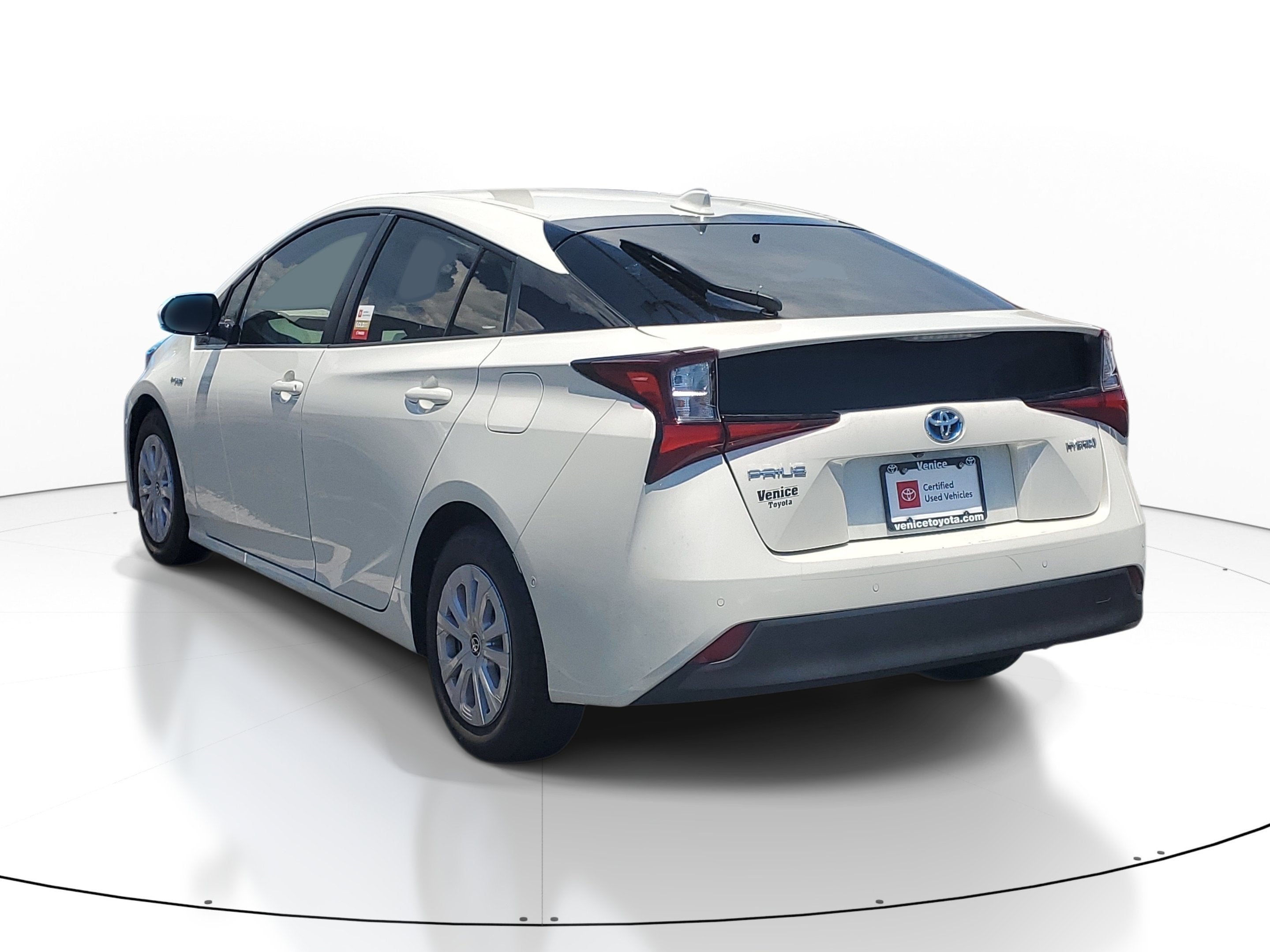 2020 Toyota Prius LE
