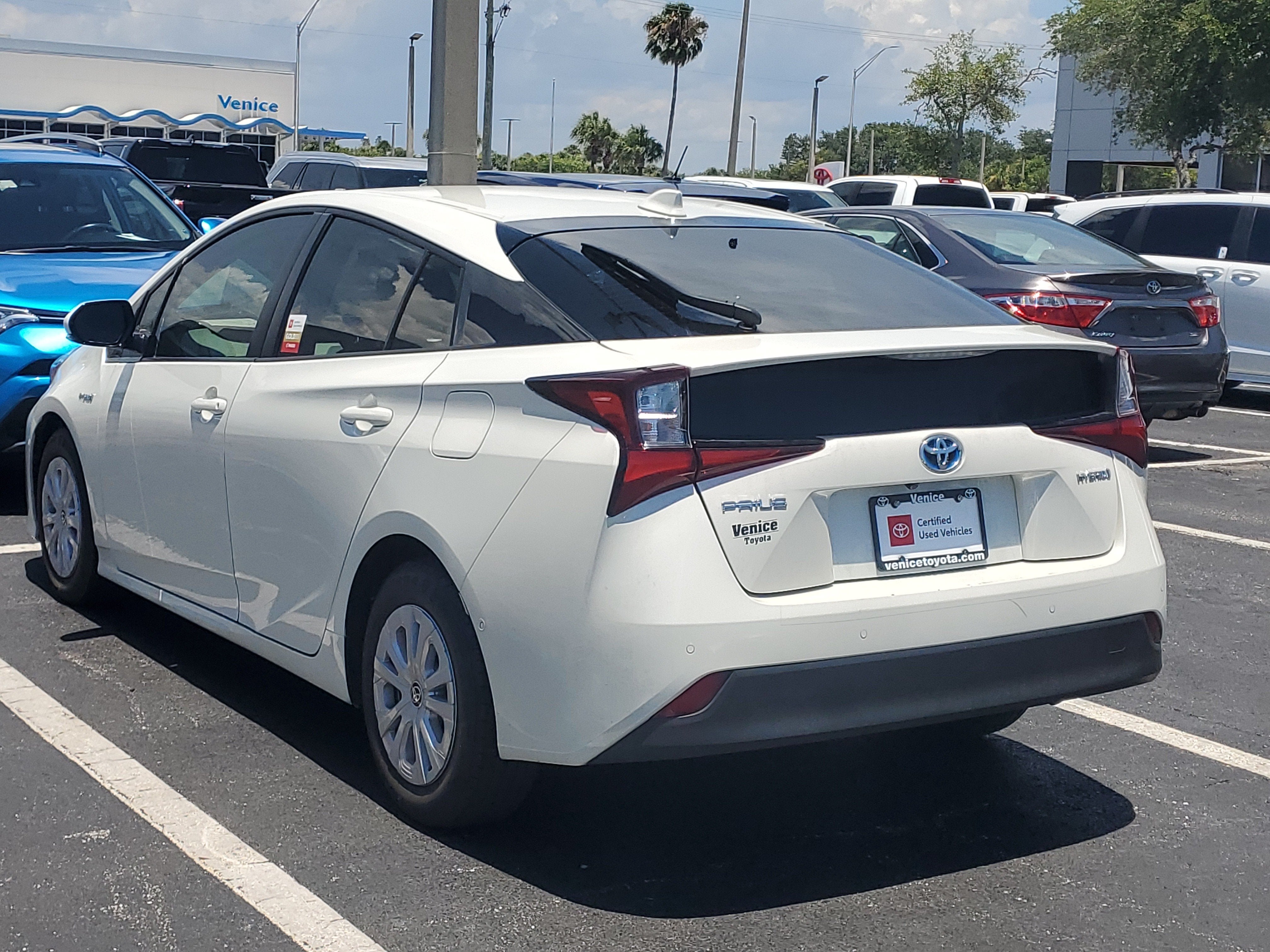 2020 Toyota Prius LE