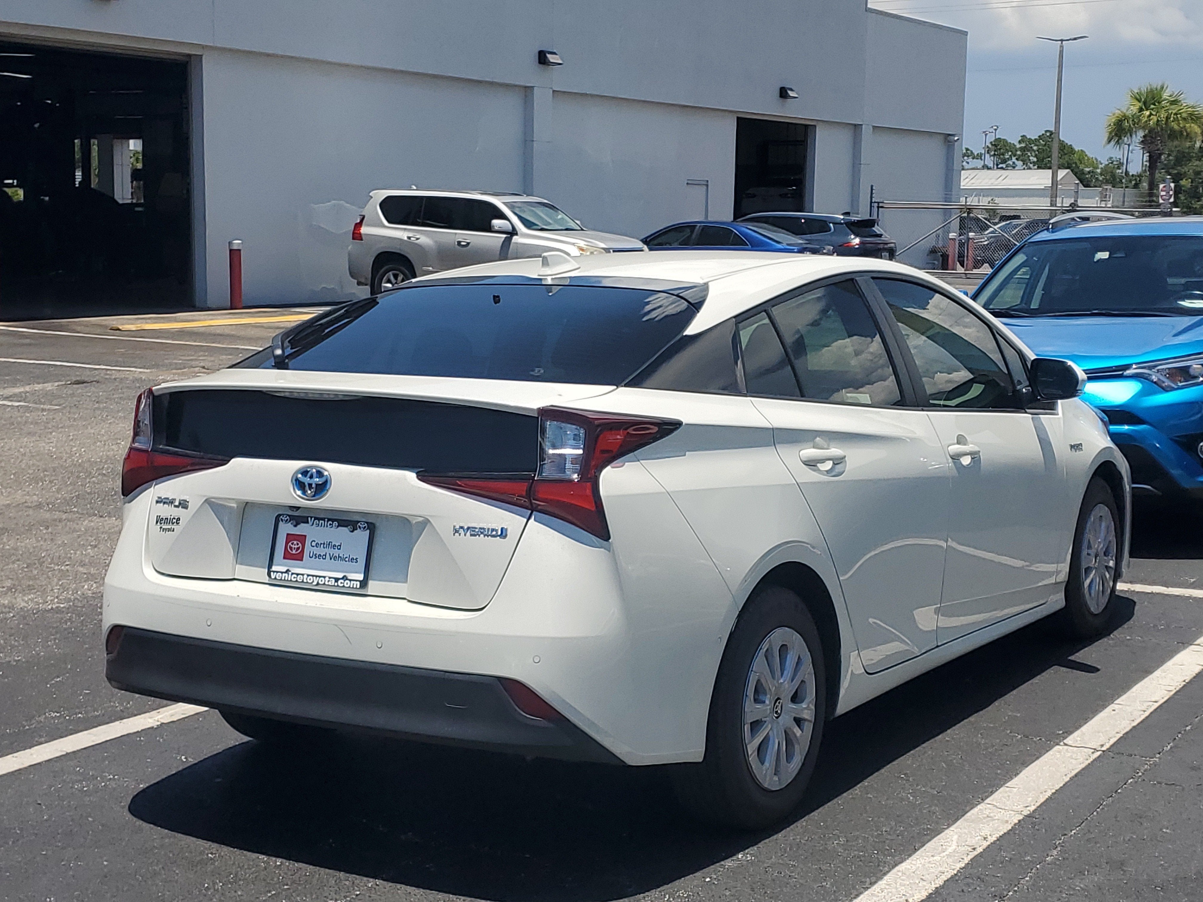 2020 Toyota Prius LE