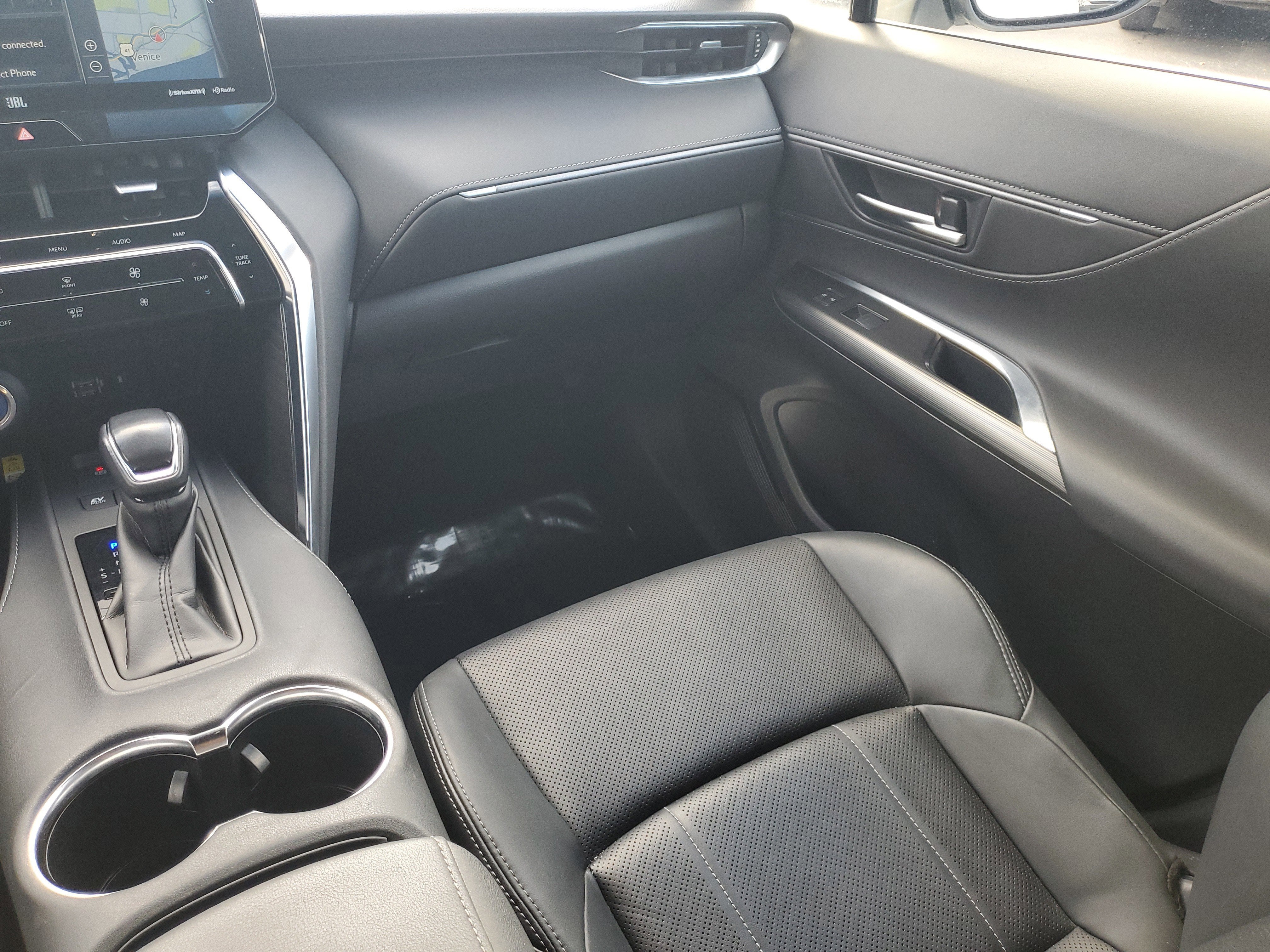 2021 Toyota Venza XLE