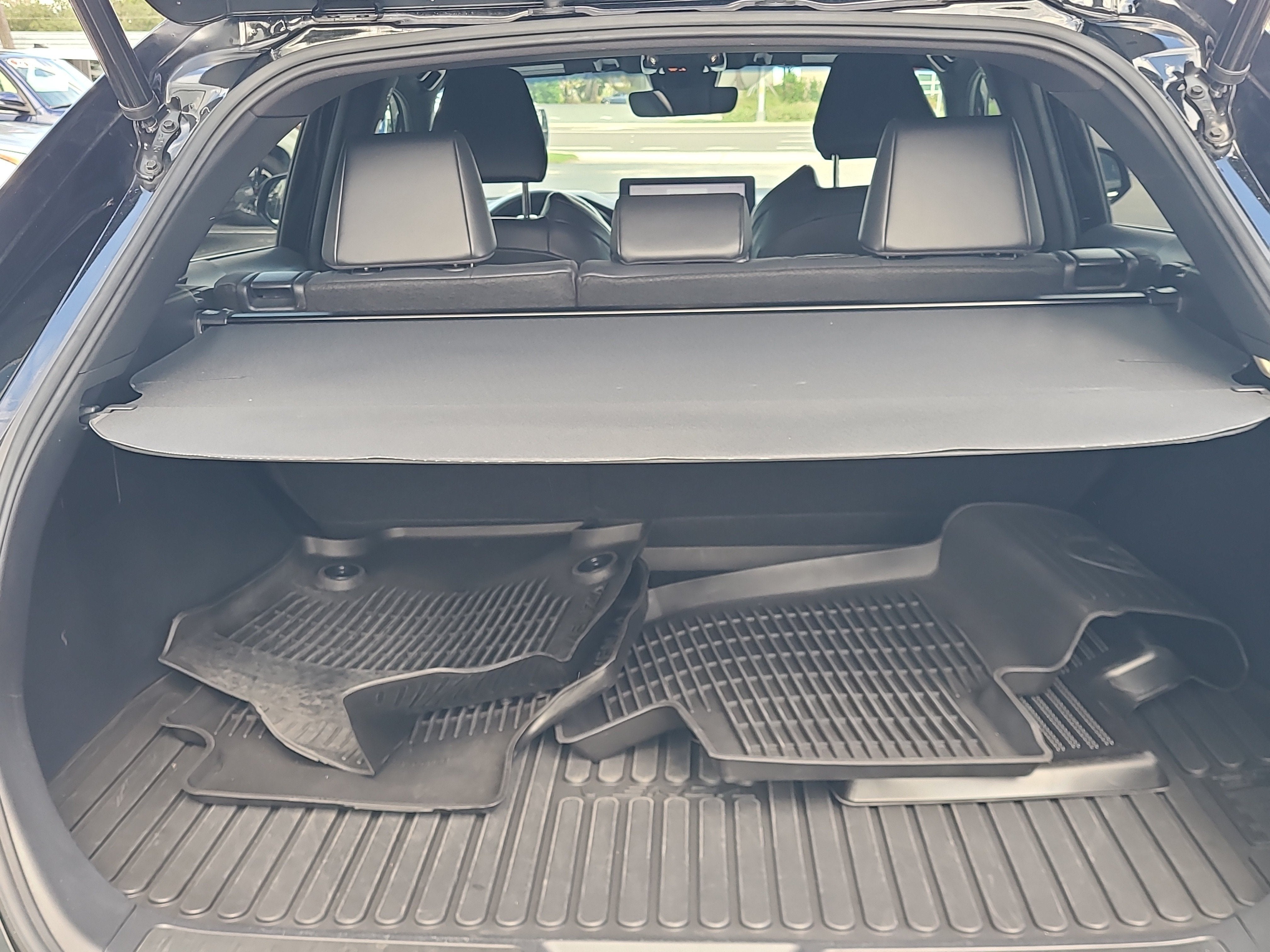 2023 Toyota Venza LE