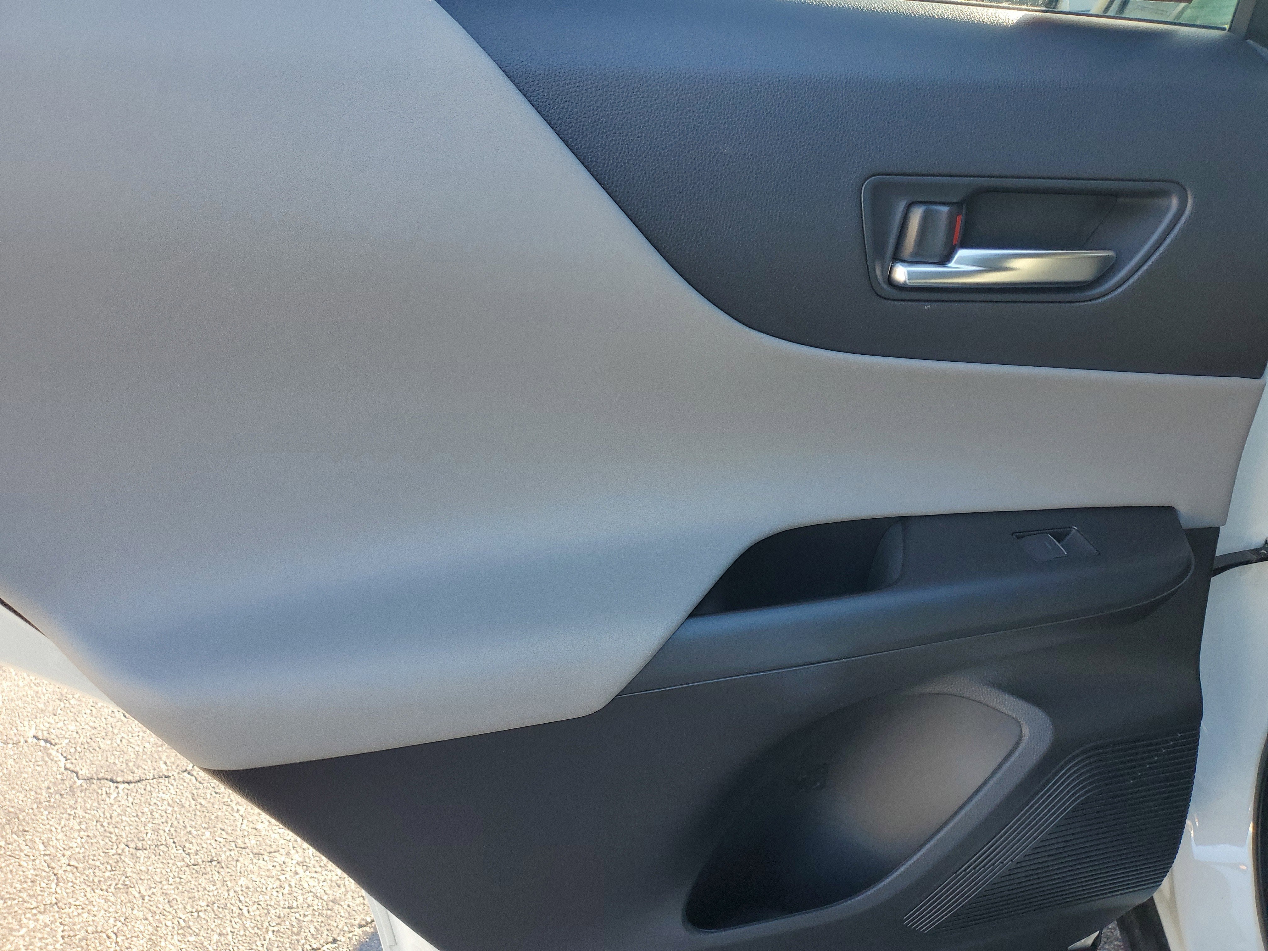 2022 Toyota Venza LE