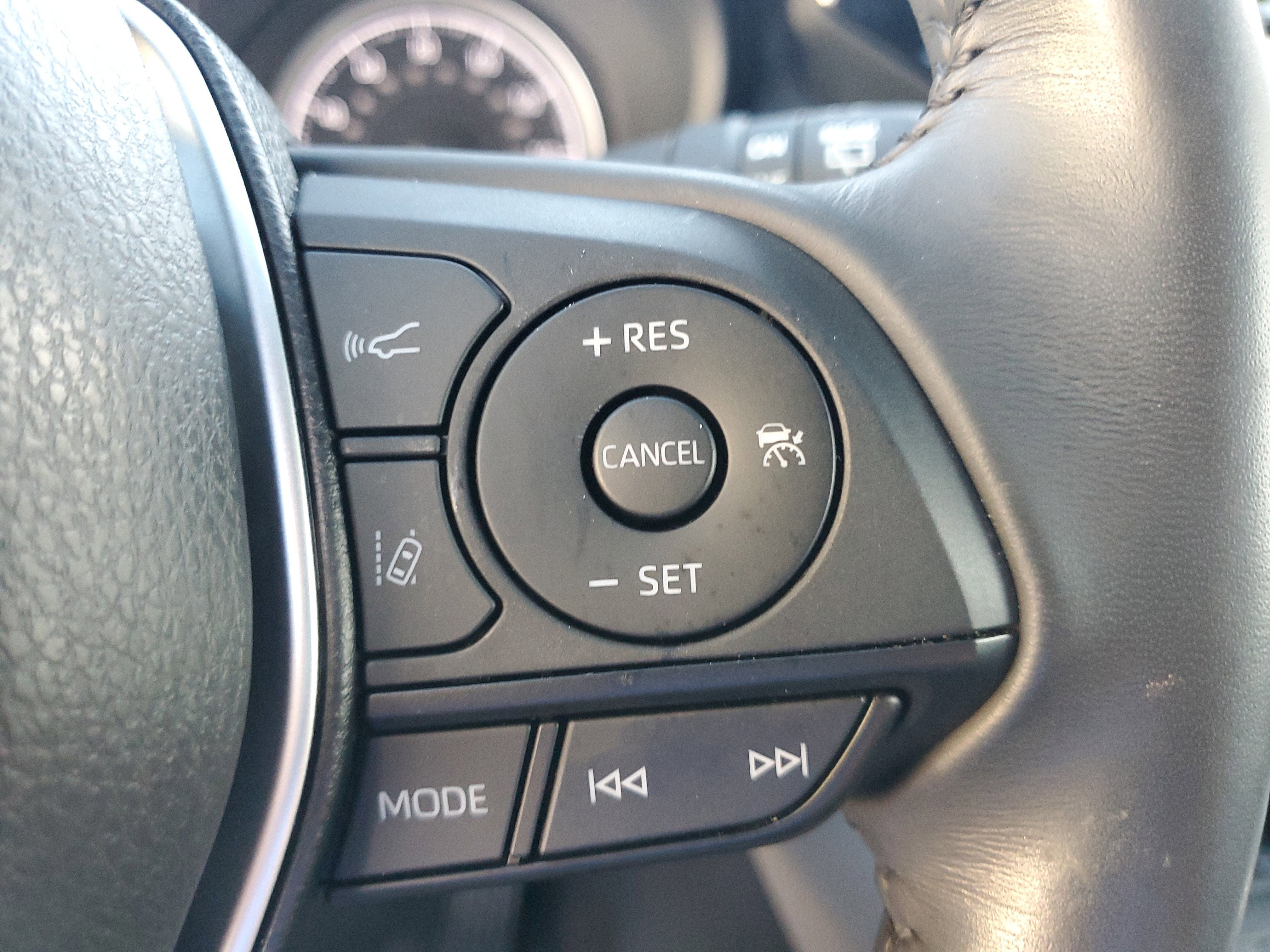 2022 Toyota Venza LE