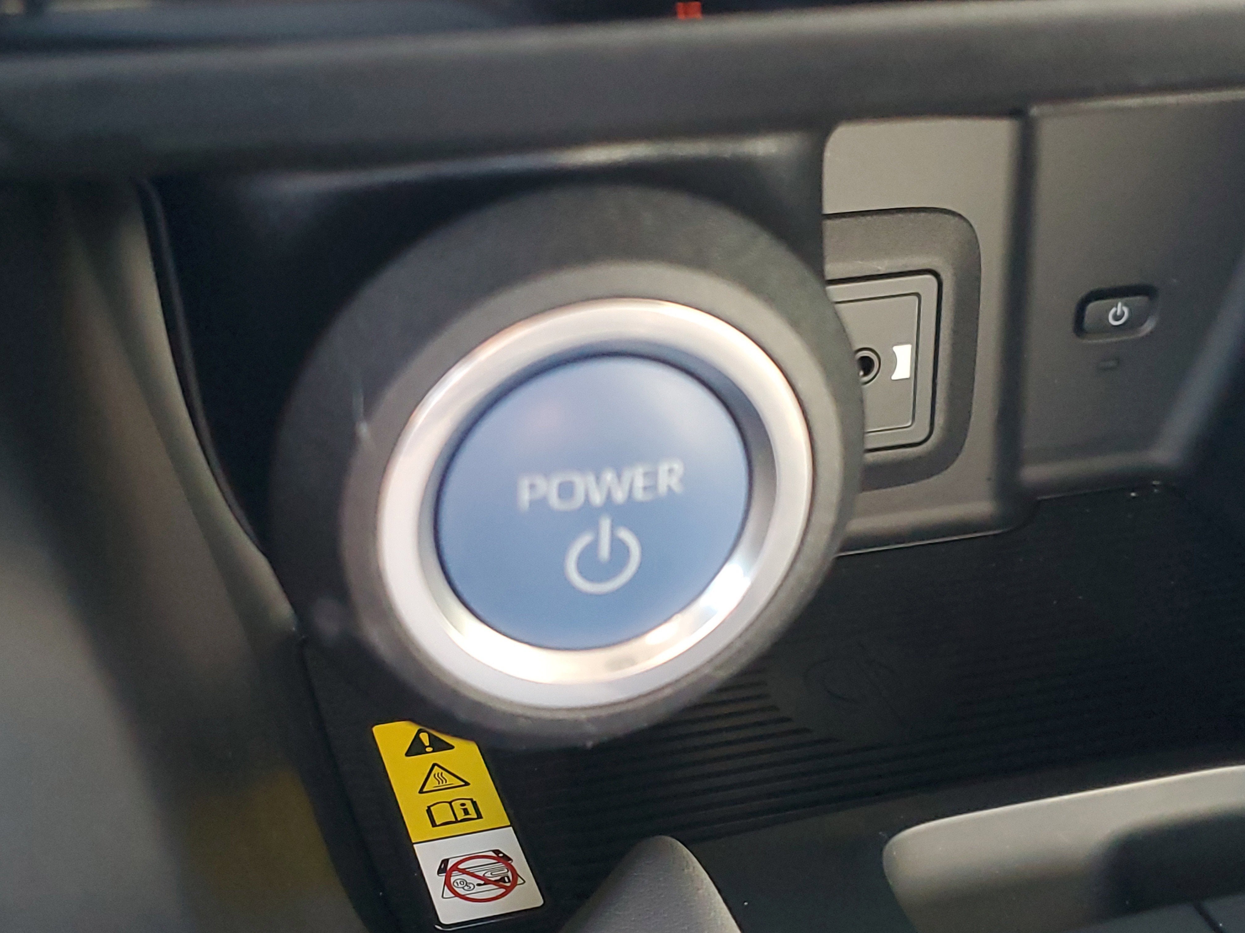 2022 Toyota Venza LE