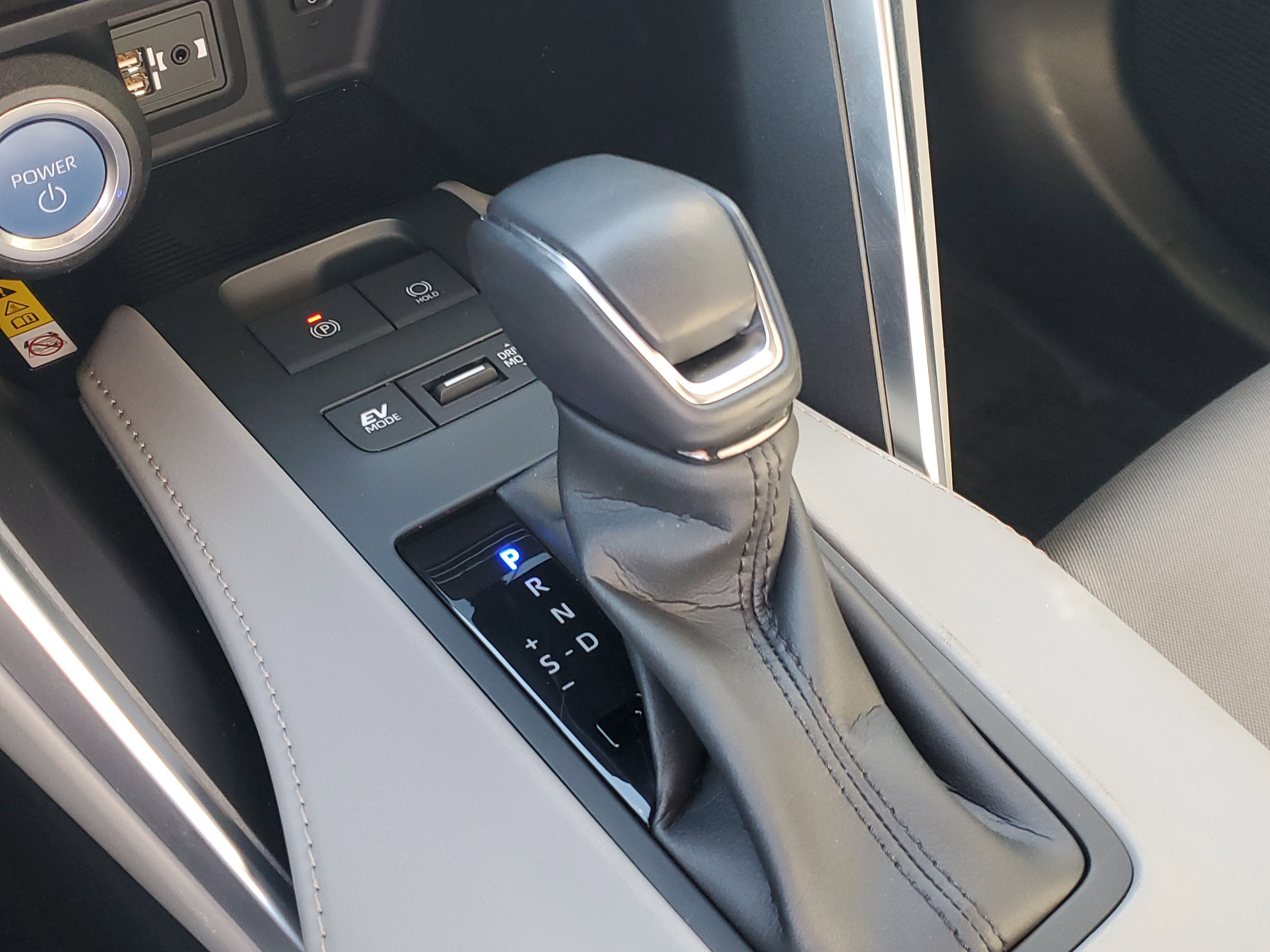 2022 Toyota Venza LE