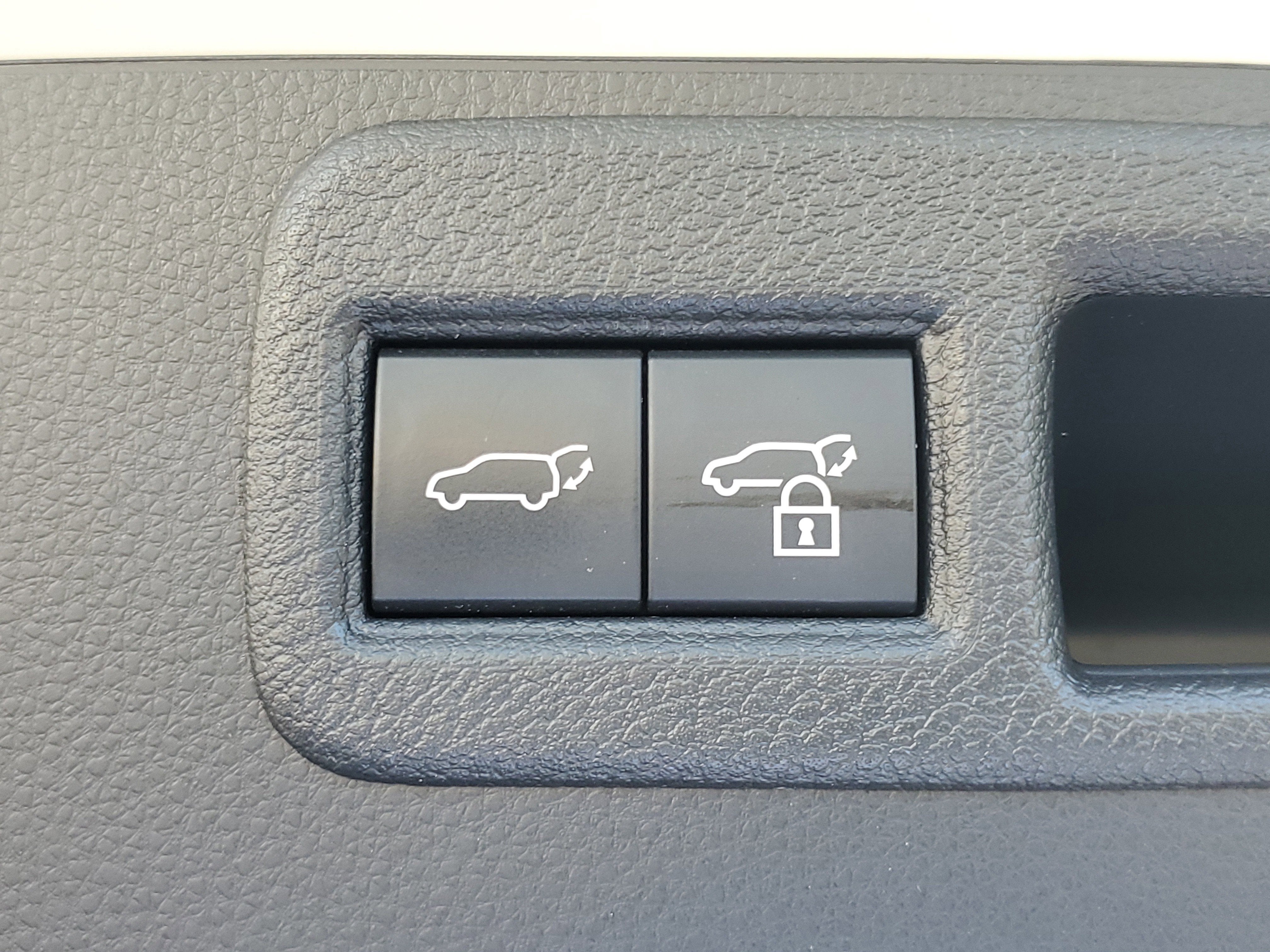 2022 Toyota Venza LE