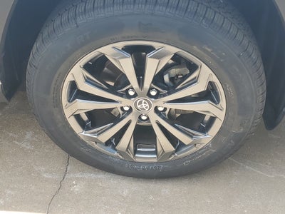 2022 Toyota RAV4 Hybrid XLE Premium