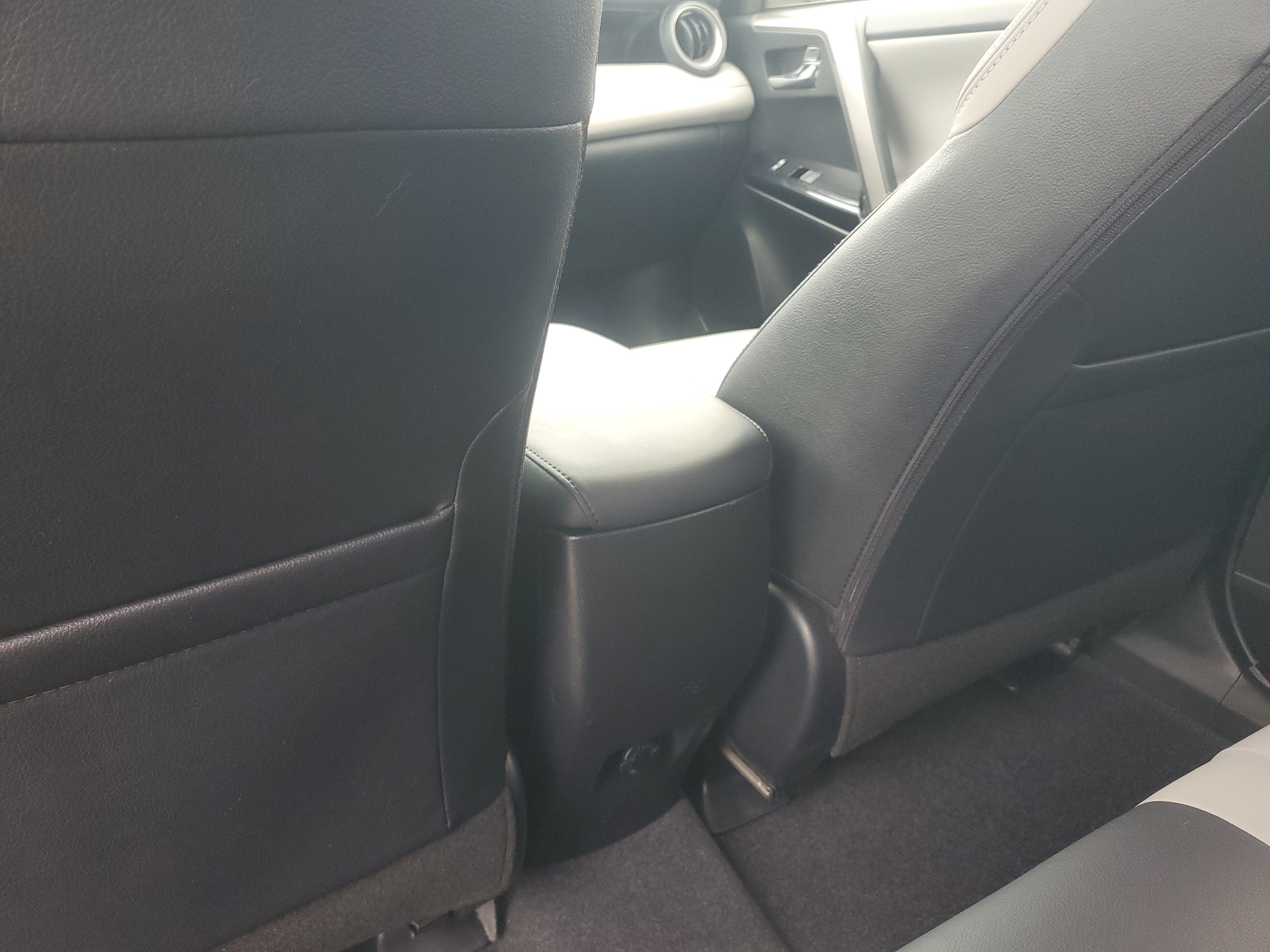 2017 Toyota RAV4 Hybrid Limited