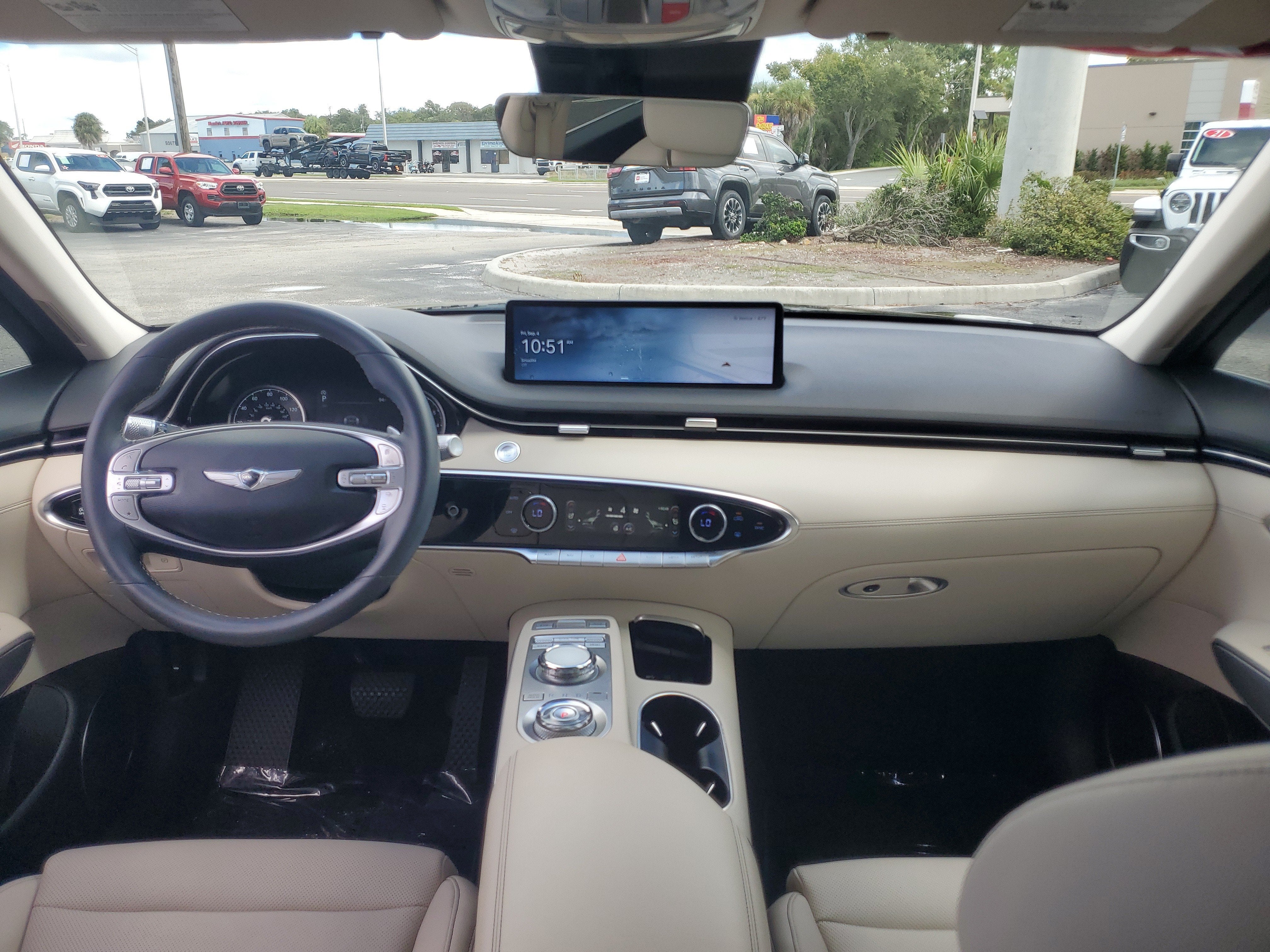 2023 Genesis GV70 2.5T