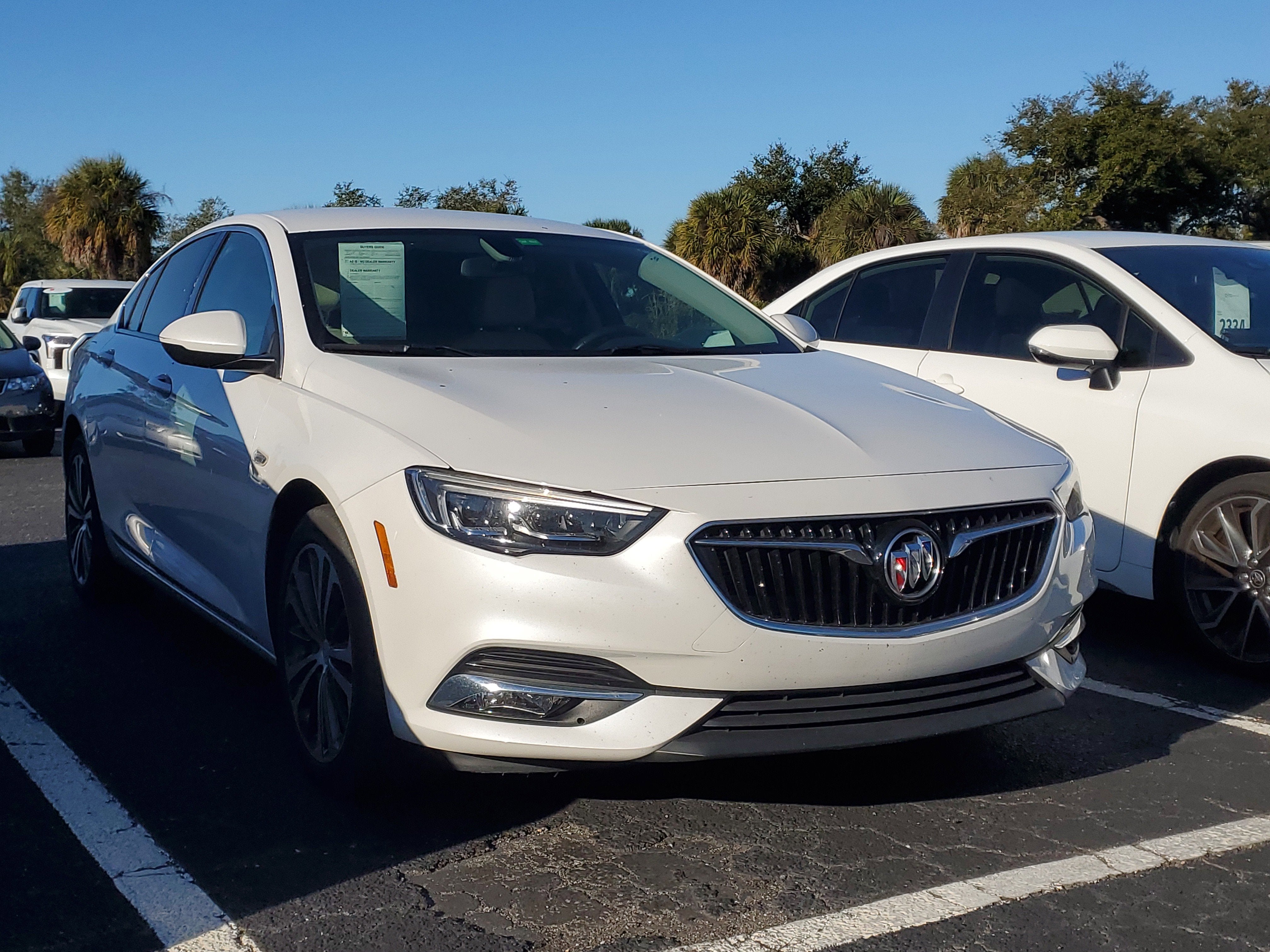 2018 Buick Regal Sportback Essence